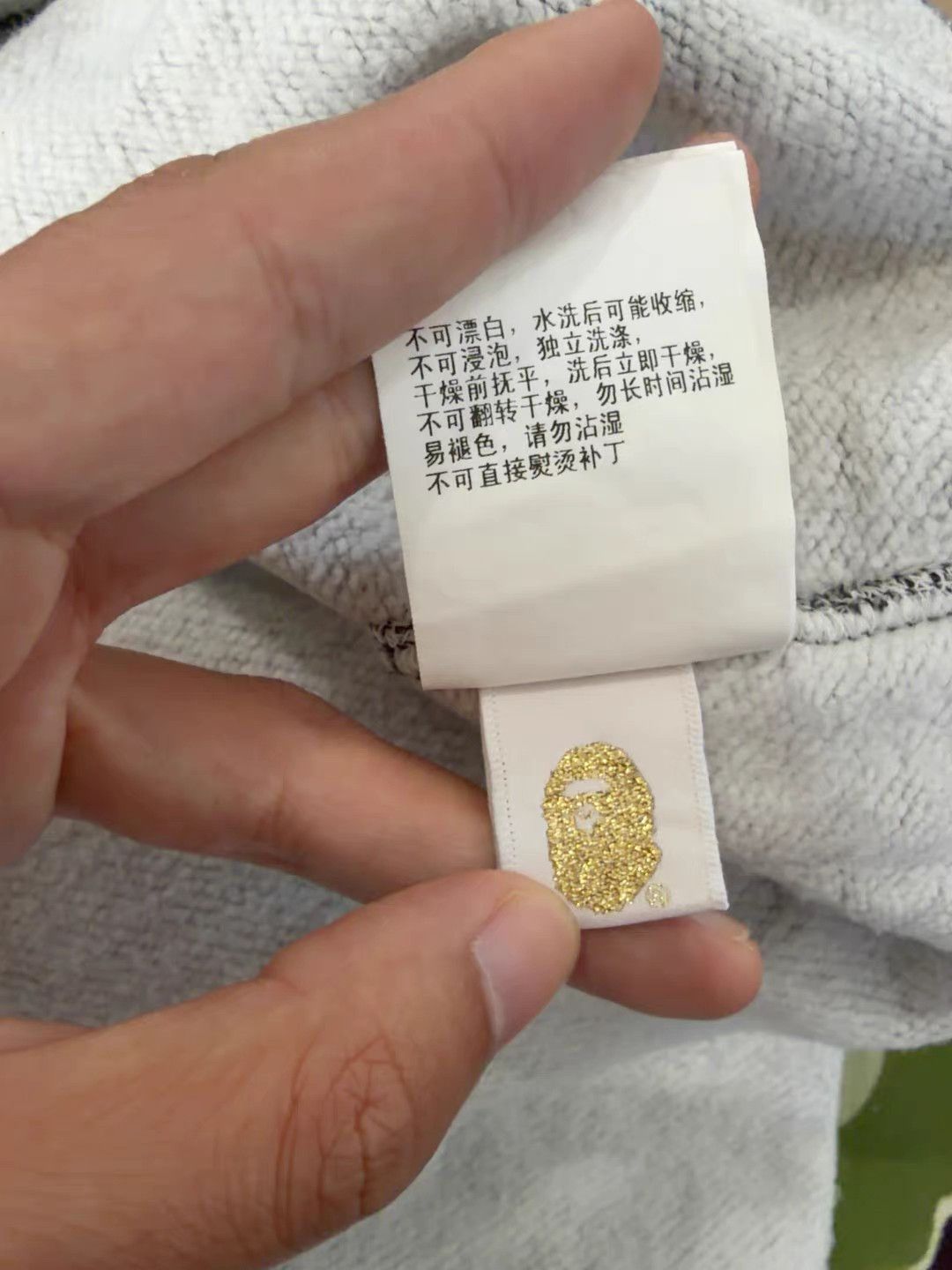 Bape Bape Neon Hoodie Size US S / EU 44-46 / 1 - 4 Thumbnail