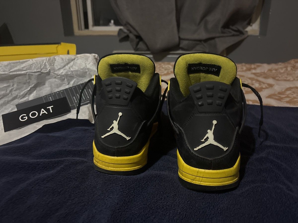 Jordan Brand Jordan 4 Thunder Size US 9 / EU 42 - 2 Thumbnail