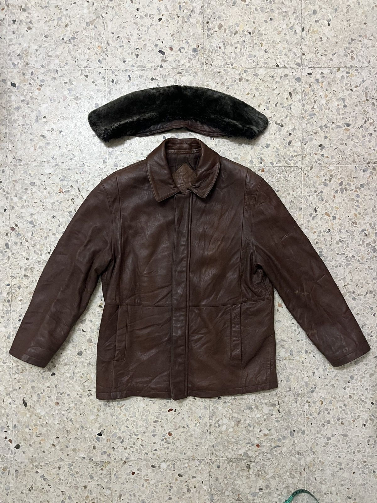 Yves Saint Laurent VTG Yves Saint Laurent Pour Homme Fur Collar Leather Jacket Size US L / EU 52-54 / 3 - 20 Thumbnail