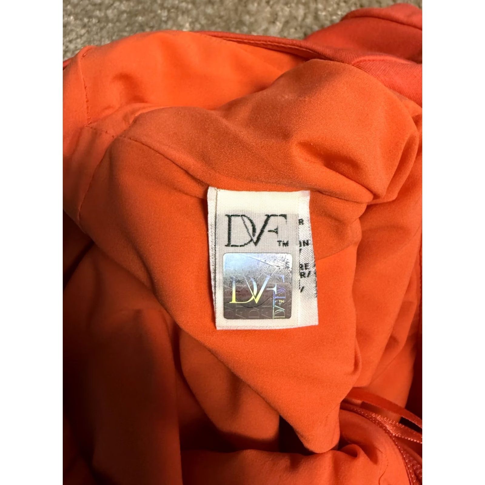 Diane von Furstenberg Diane von Furstenberg Dress Womens 2 Red Midi Size Cocktail Business F421 Size XS / US 0-2 / IT 36-38 - 7 Thumbnail