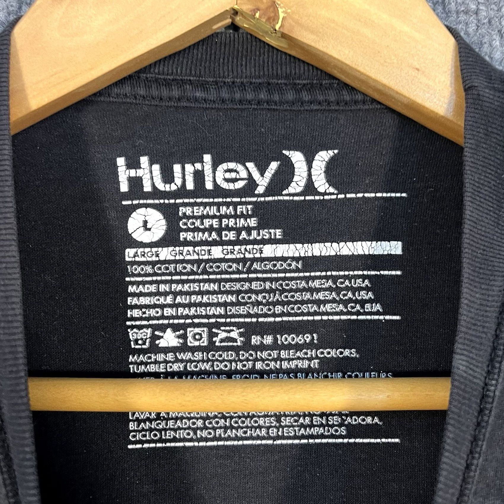 Hurley VINTAGE Hurley Brown Logo Short Sleeve T-Shirt Men’s Surfer Skater L Grunge Y2K Black Size US L / EU 52-54 / 3 - 2 Thumbnail