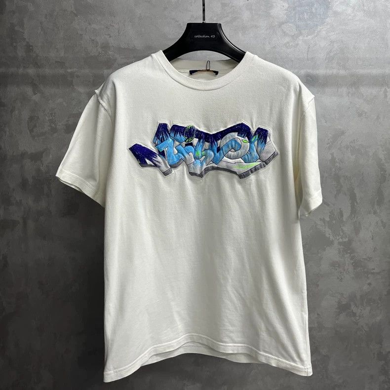 Louis Vuitton louis vuitton White Solid Letter Graffiti Embroidered Short Size US M / EU 48-50 / 2 - 1 Thumbnail