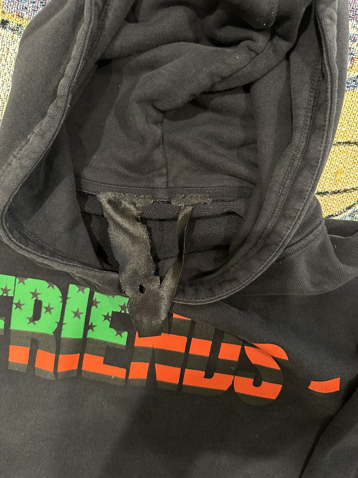 Vlone VLONE Power Friends Hoodie Size US L / EU 52-54 / 3 - 3 Thumbnail