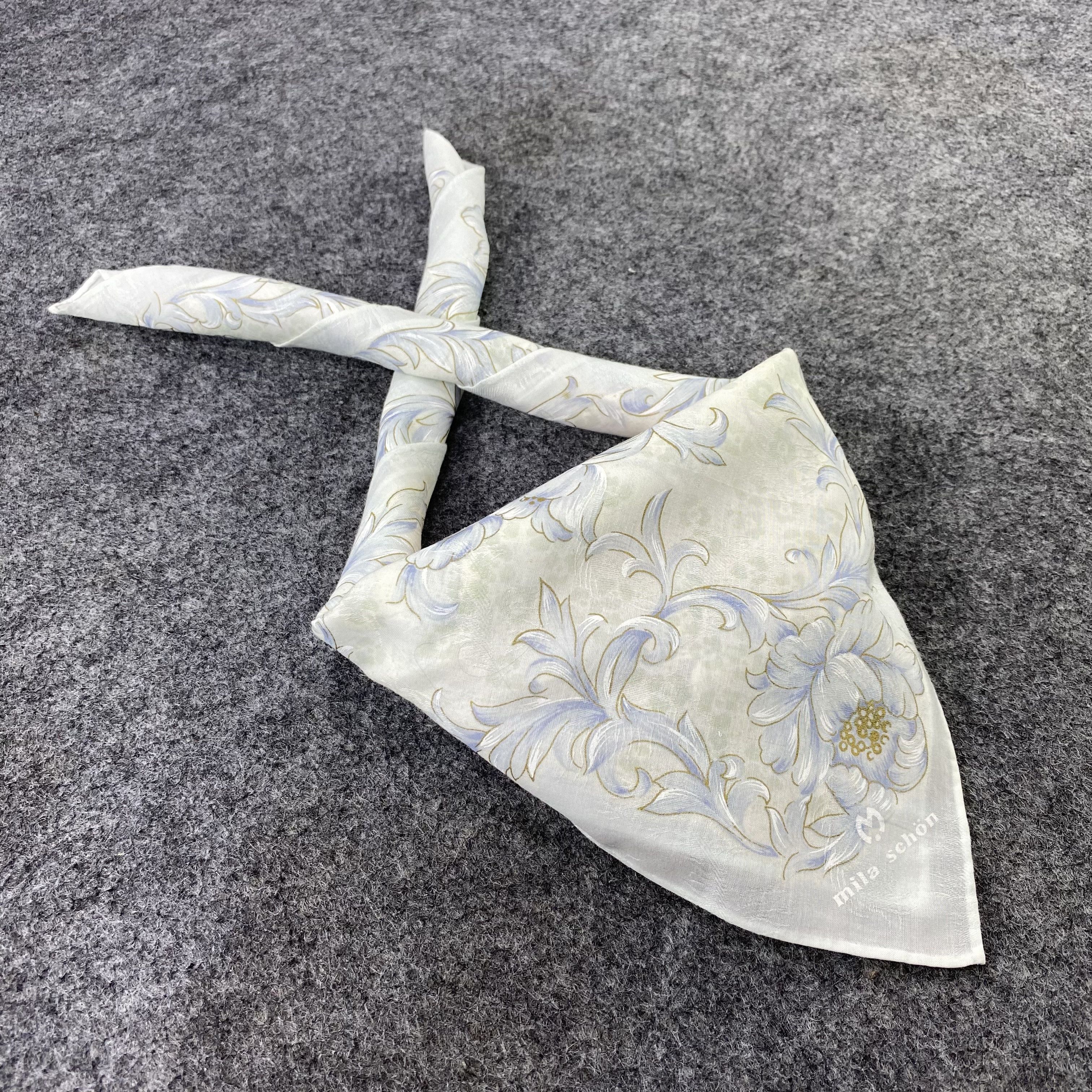 Japanese Brand Mila Schon Scarf / Muffler / Neckwear -B784 Size ONE SIZE - 1 Thumbnail