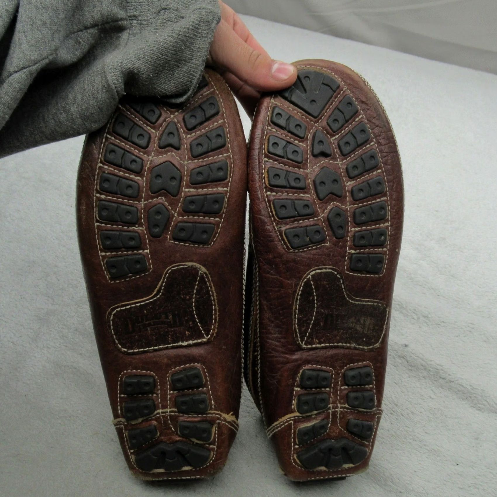 Duluth Trading Company Duluth Mens Loafer Slip On Moc Toe Brown Leather Driving Casual Shoes M Brown 10M Mens, Casual, Travel, Workwear Size US 10 / EU 43 - 6 Thumbnail