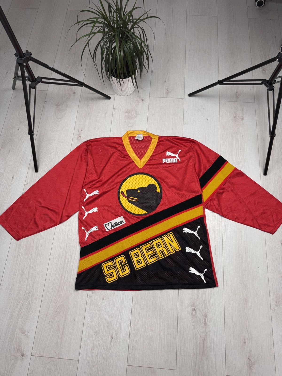 Puma 1980s SC BERN HOCKEY SHIRT JERSEY PUMA sz L MEN VINTAGE Size US L / EU 52-54 / 3 - 1 Thumbnail