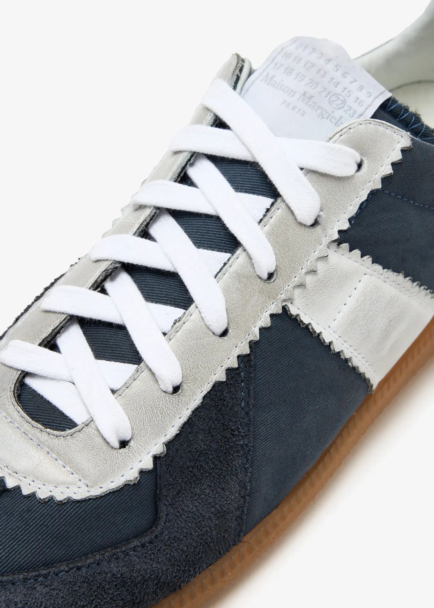 Maison Margiela oc11z1225 Replica Low-Top Sneakers in Navy/Silver Size US 8 / EU 41 - 3 Thumbnail