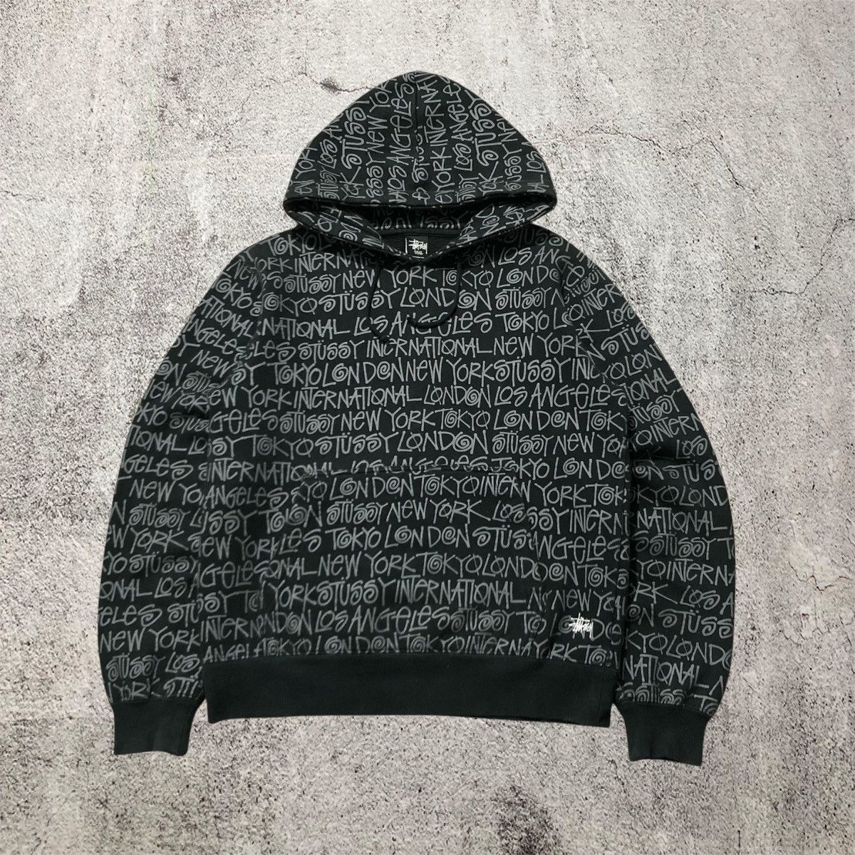 Stussy Stussy World Tour Monogram Logo Pull Over Hoodie Black Size US L / EU 52-54 / 3 - 1 Thumbnail