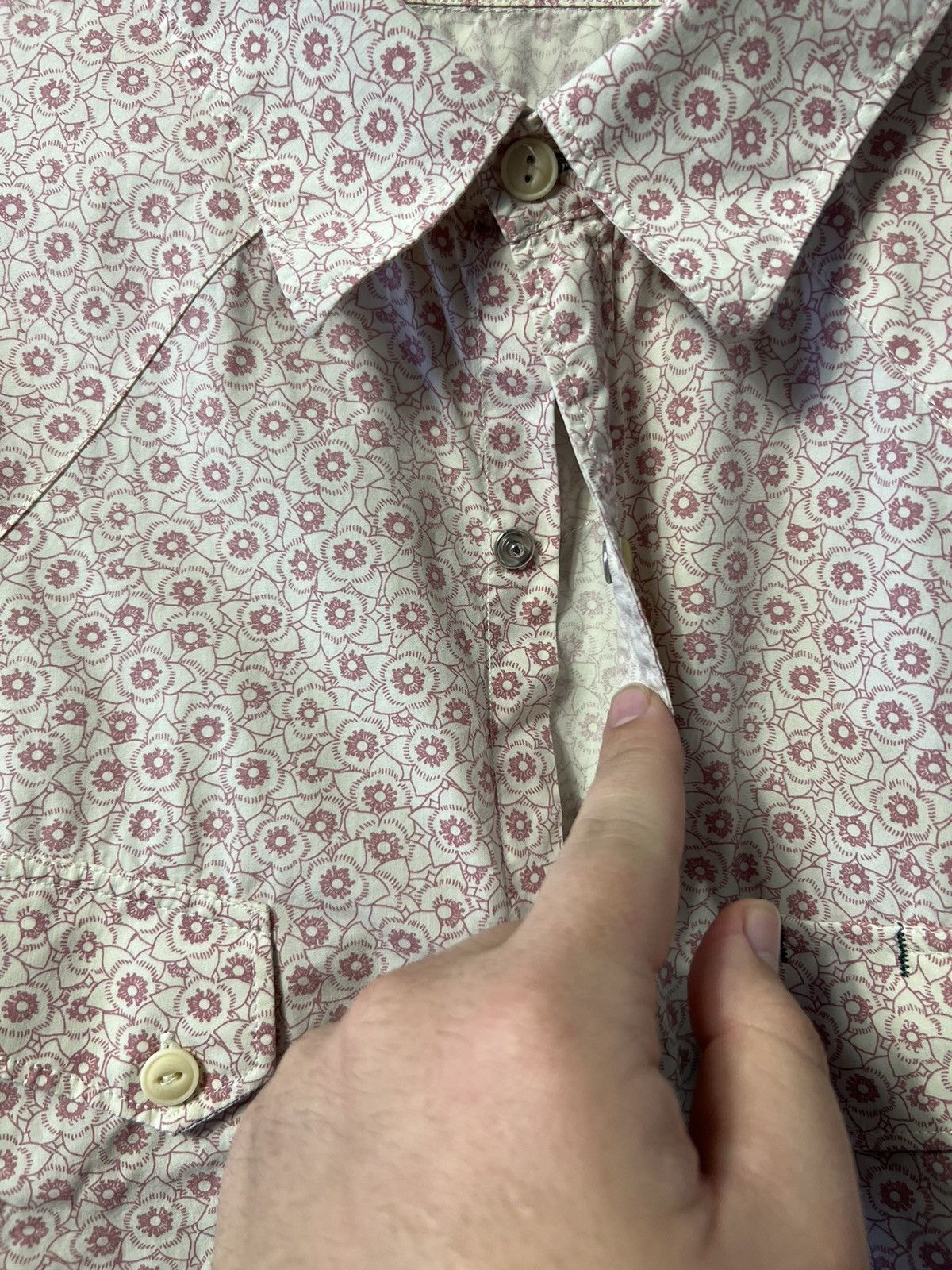 Paul Smith Paul Smith Flowers All Over Printed Button Up Shirt Size US XL / EU 56 / 4 - 6 Thumbnail