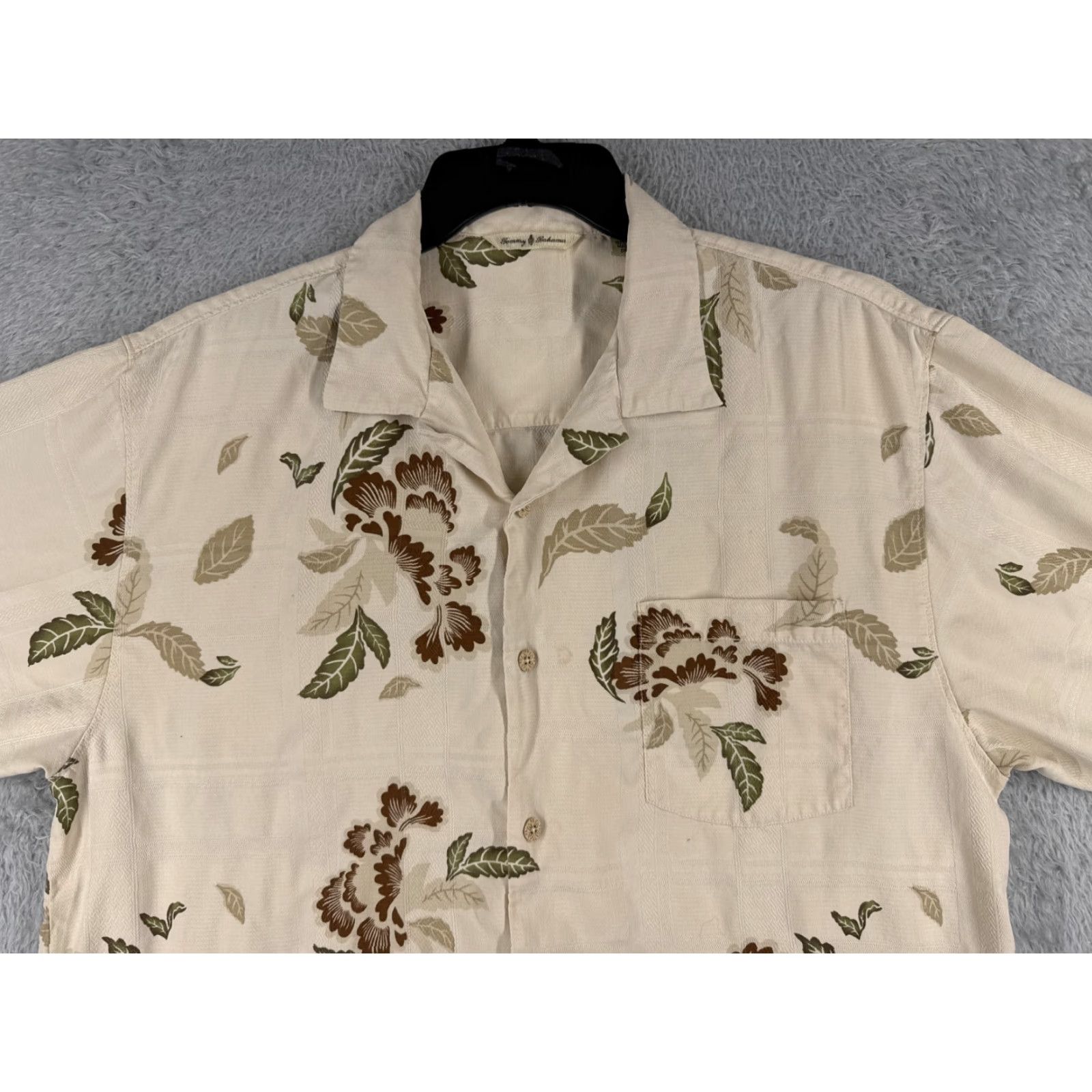 Tommy Bahama Tommy Bahama Shirt Men Large Beige Leaf Pattern Button Up Hawaiian Silk 100% Silk Dressy Casual Villa Resort Beachwear Button-Up Mens Size US L / EU 52-54 / 3 - 4 Thumbnail