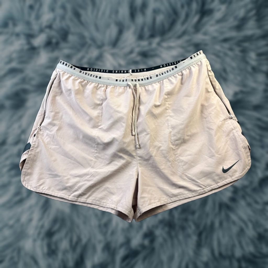 Nike Nike Shorts Mens XL Beige Tan 4" Running Division Flex Brief Lined Pockets Athletic Activewear Size US 36 / EU 52 - 1 Thumbnail
