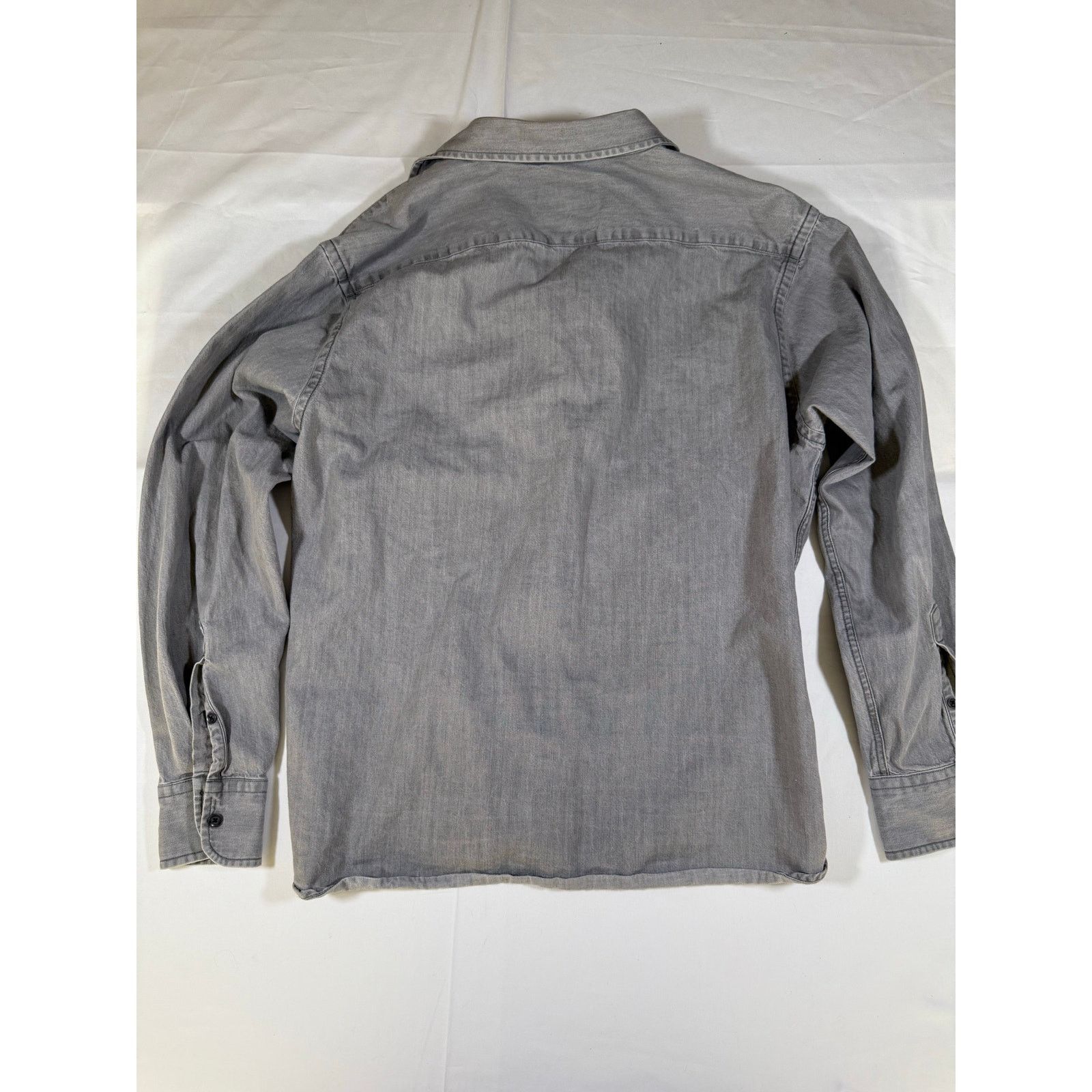 UNTUCKit UNTUCKit Men’s XL Button Down Gray Long Sleeve Embroidered Size US XL / EU 56 / 4 - 4 Thumbnail