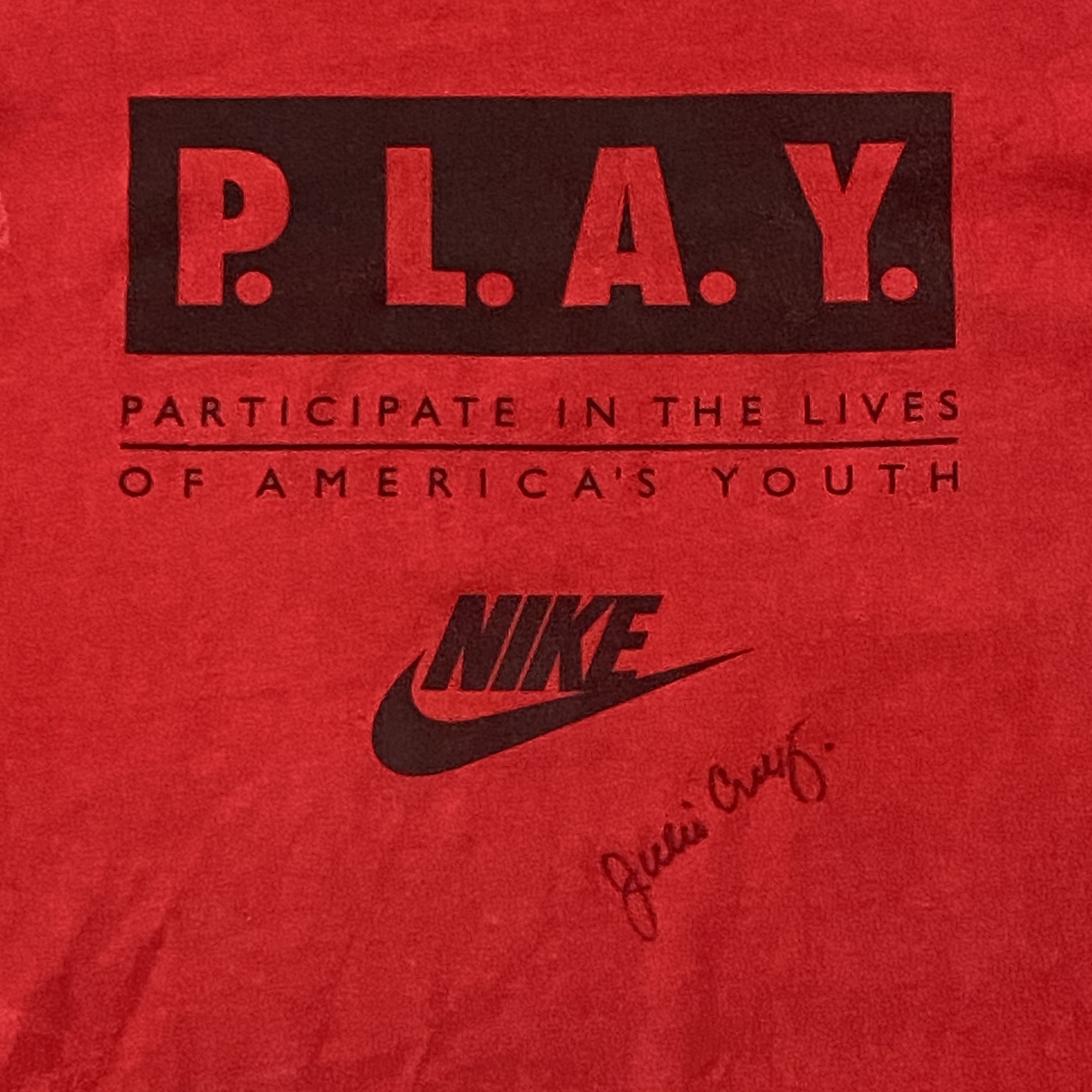 Nike × Vintage 80s JULIO CRUZ Hand Signed NIKE P.L.A.Y. T Shirt Men XL Size US XL / EU 56 / 4 - 2 Thumbnail