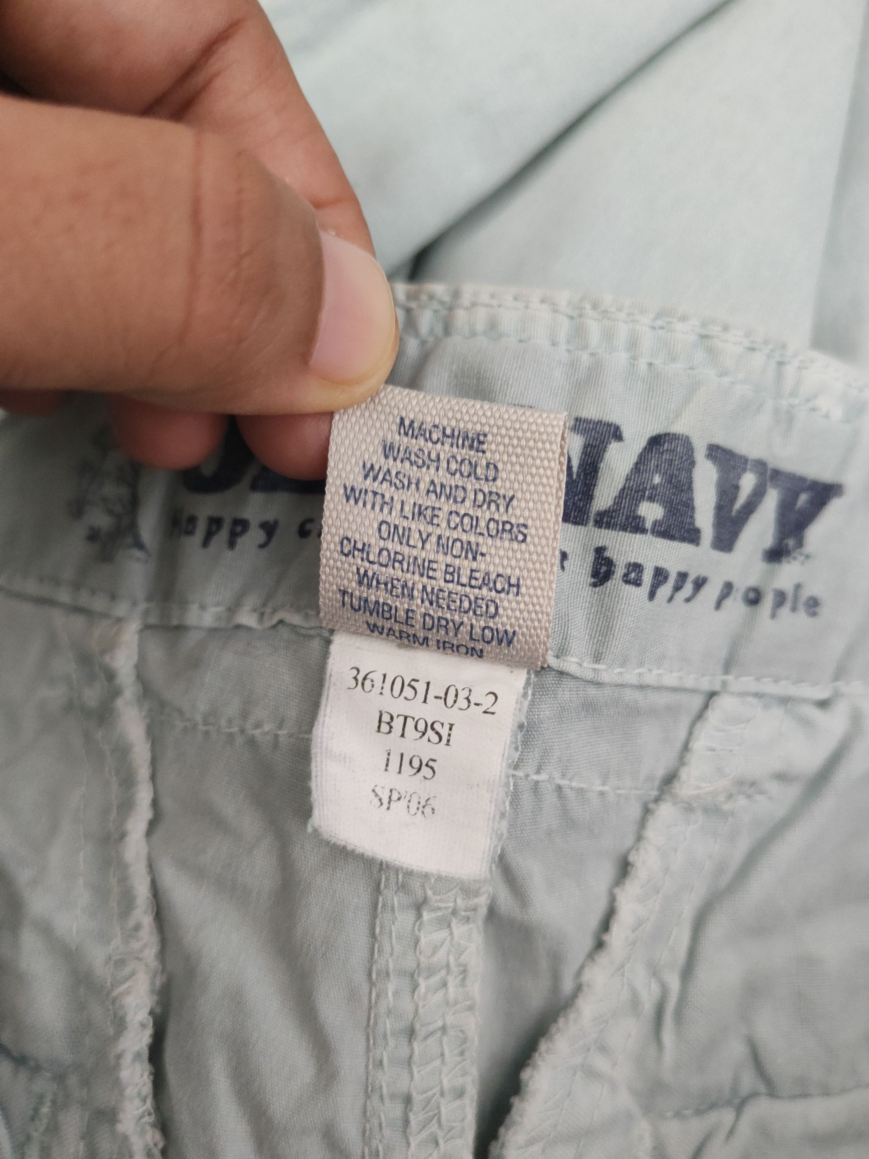 Old Navy DL Old Navy Light Green Multipocket Cargo Pants #46-136 Size 28" / US 6 / IT 42 - 12 Thumbnail