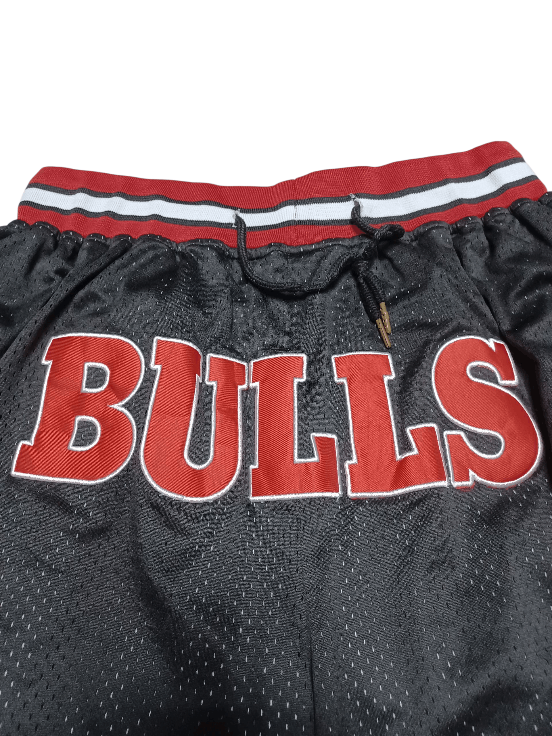 Just Don CHICAGO BULLS JUST DON NBA BIG LOGO MADE IN USA SHORTS Size US 38 / EU 54 - 2 Thumbnail