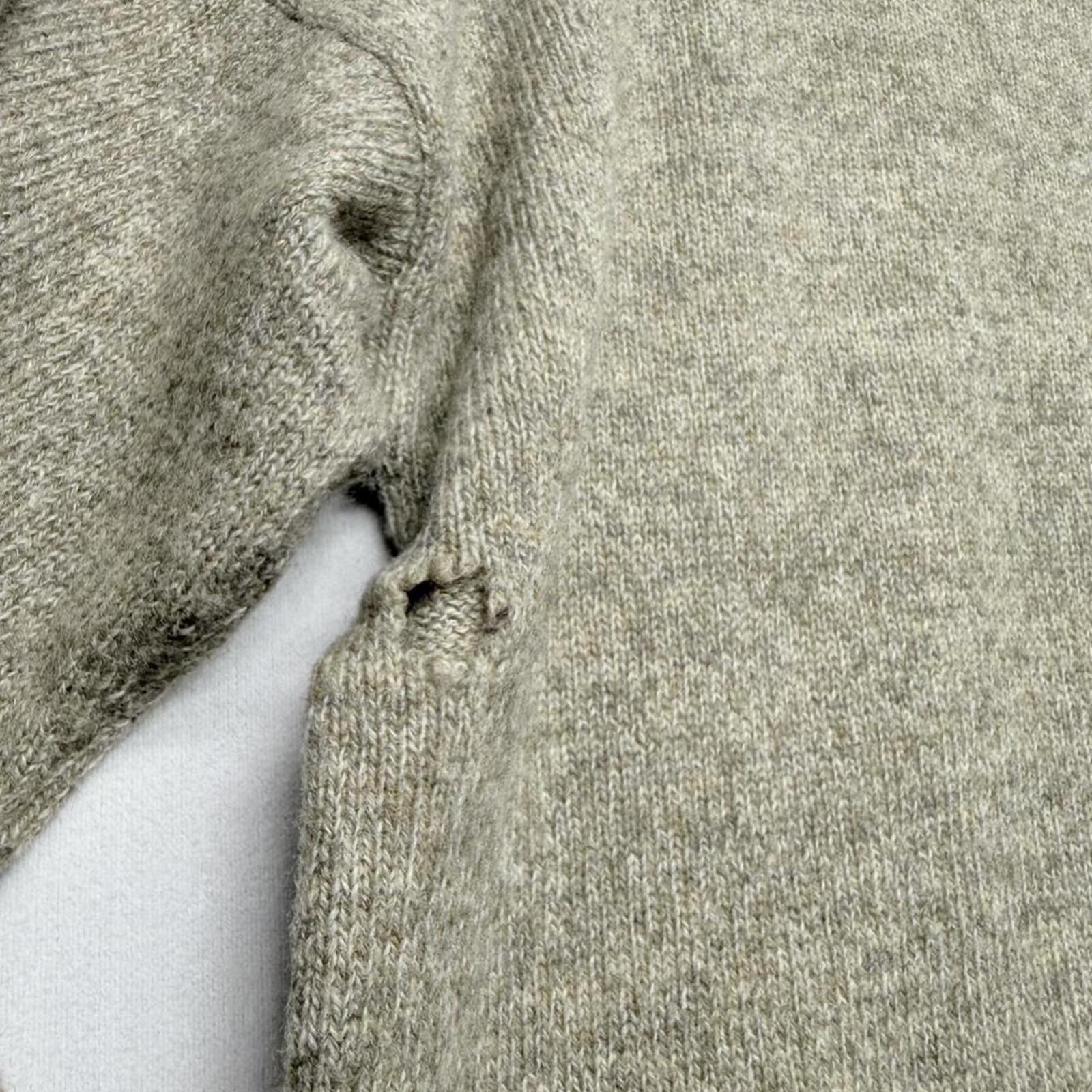 Woolrich Woolen Mills Vintage thrashed 90s to early 2000s Woolrich wool sweater Size US L / EU 52-54 / 3 - 7 Thumbnail
