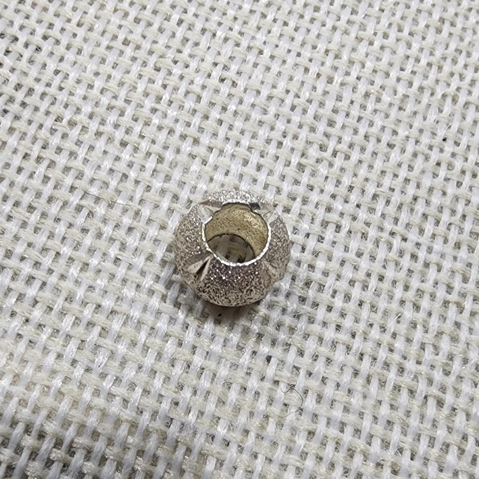The Unbranded Brand Silver Textured Round Charm Bead for Bracelets Size ONE SIZE - 2 Thumbnail