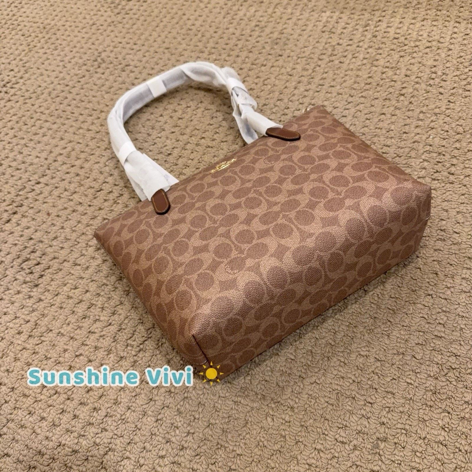 Coach NWT COACH Fiona Zip Tote Bag Signature CBT18 Gold/Tan/Brown Size ONE SIZE - 8 Thumbnail