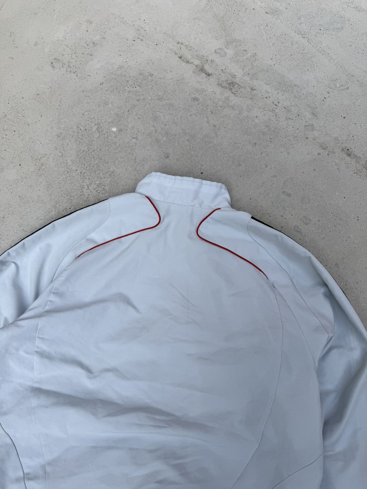 Adidas VINTAGE ADIDAS TRACK JACKET Size US L / EU 52-54 / 3 - 13 Thumbnail