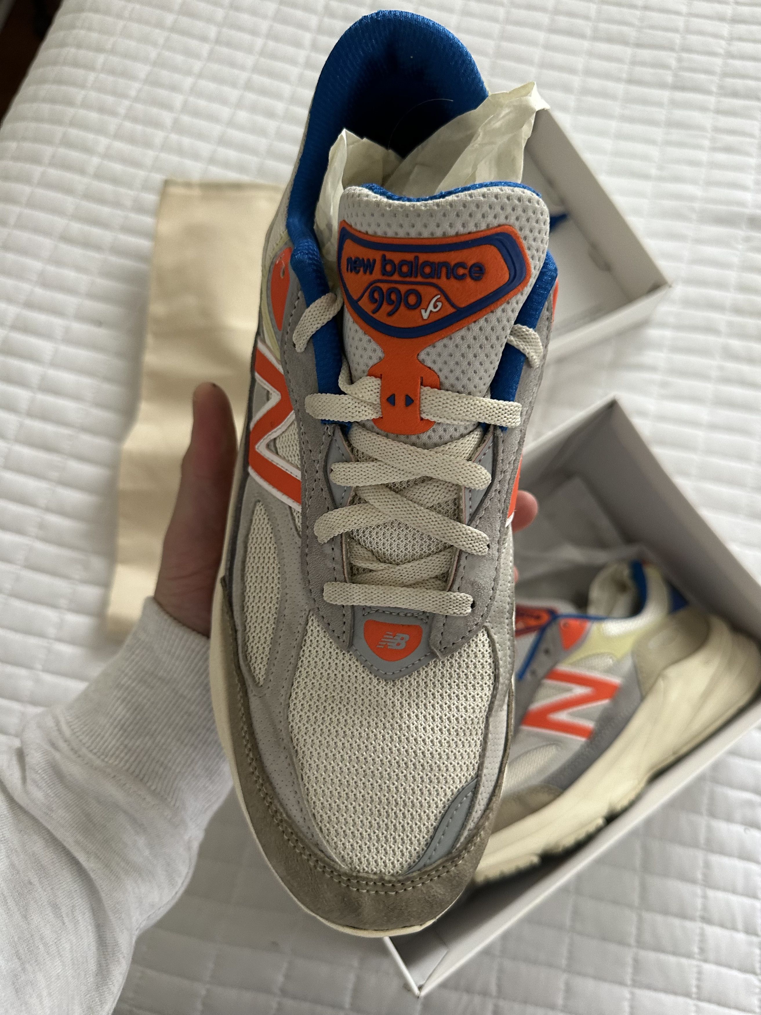 Kith × New Balance New Balance Kith x Madison Square Garden 990v6 NY KNICKS Size US 11.5 / EU 44-45 - 5 Thumbnail