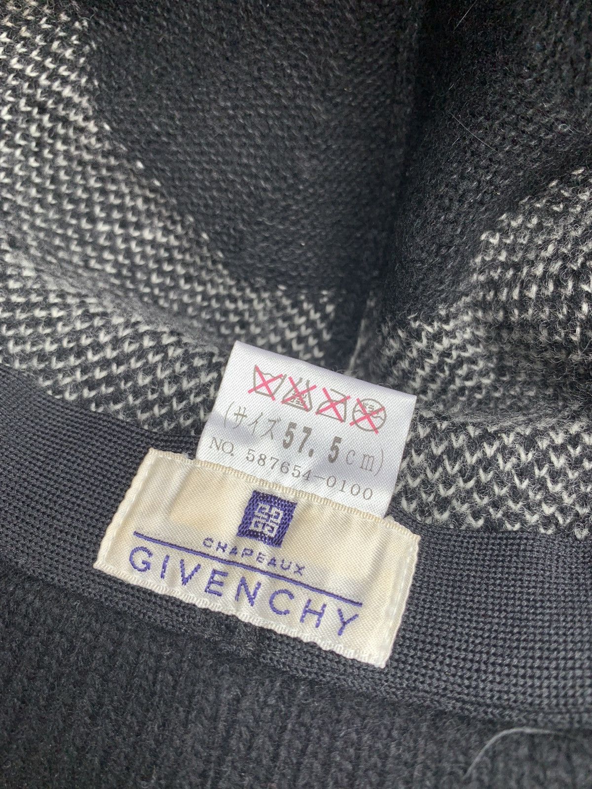 Givenchy Givenchy Wool Bucket Hats Size ONE SIZE - 14 Thumbnail