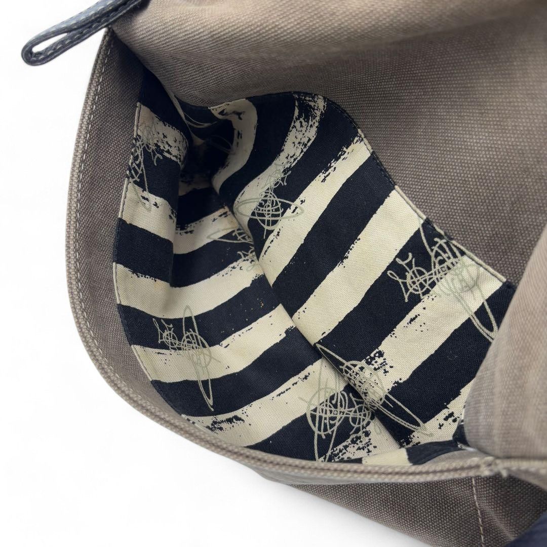 Vivienne Westwood Vivienne Westwood - Orb Shoulder Bag Crossbody Khaki VIntage Size ONE SIZE - 8 Thumbnail