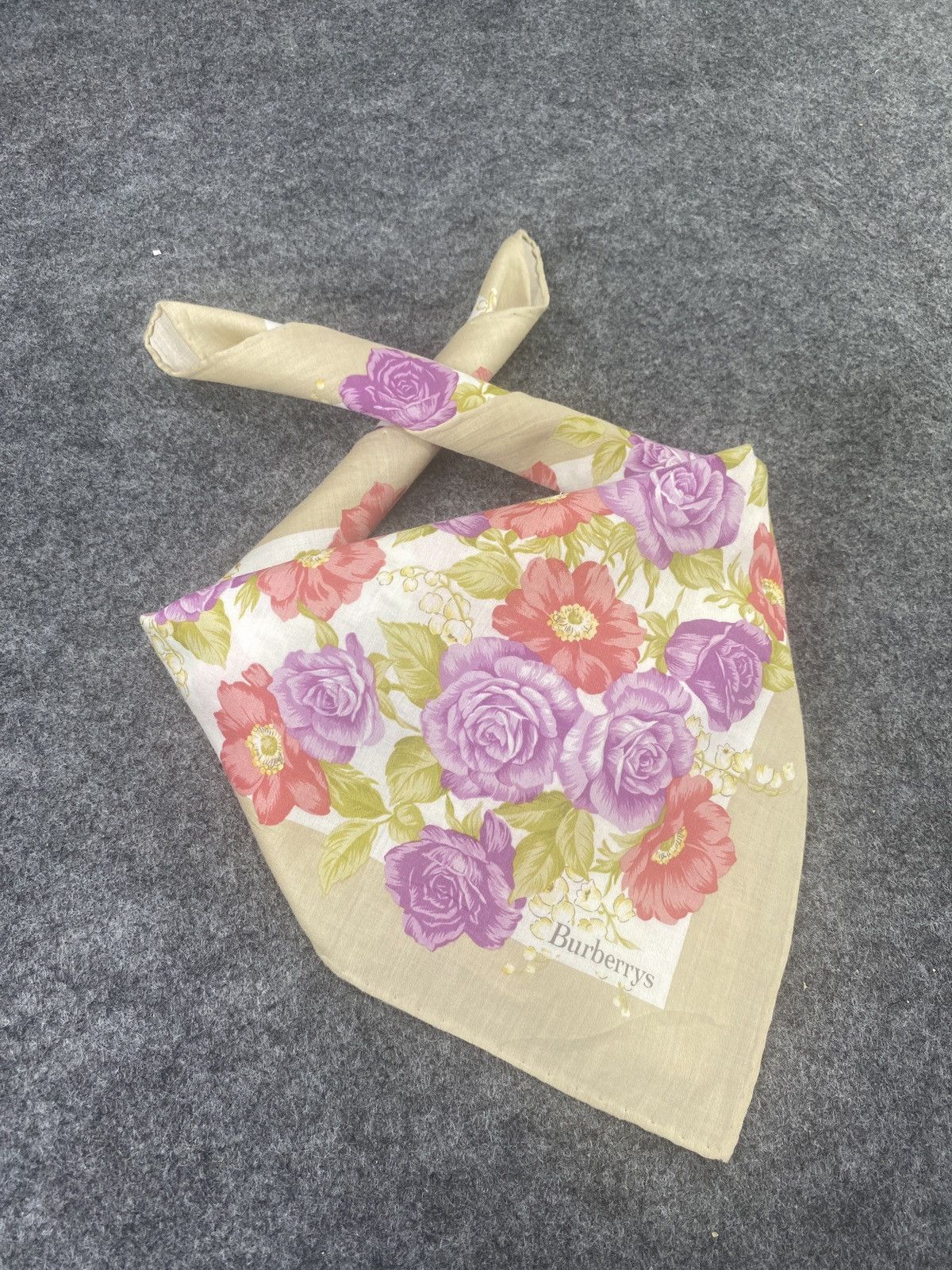 Burberry × Vintage Burberry Handkerchief / Bandana / Neckerchief-B036 Size ONE SIZE - 1 Thumbnail