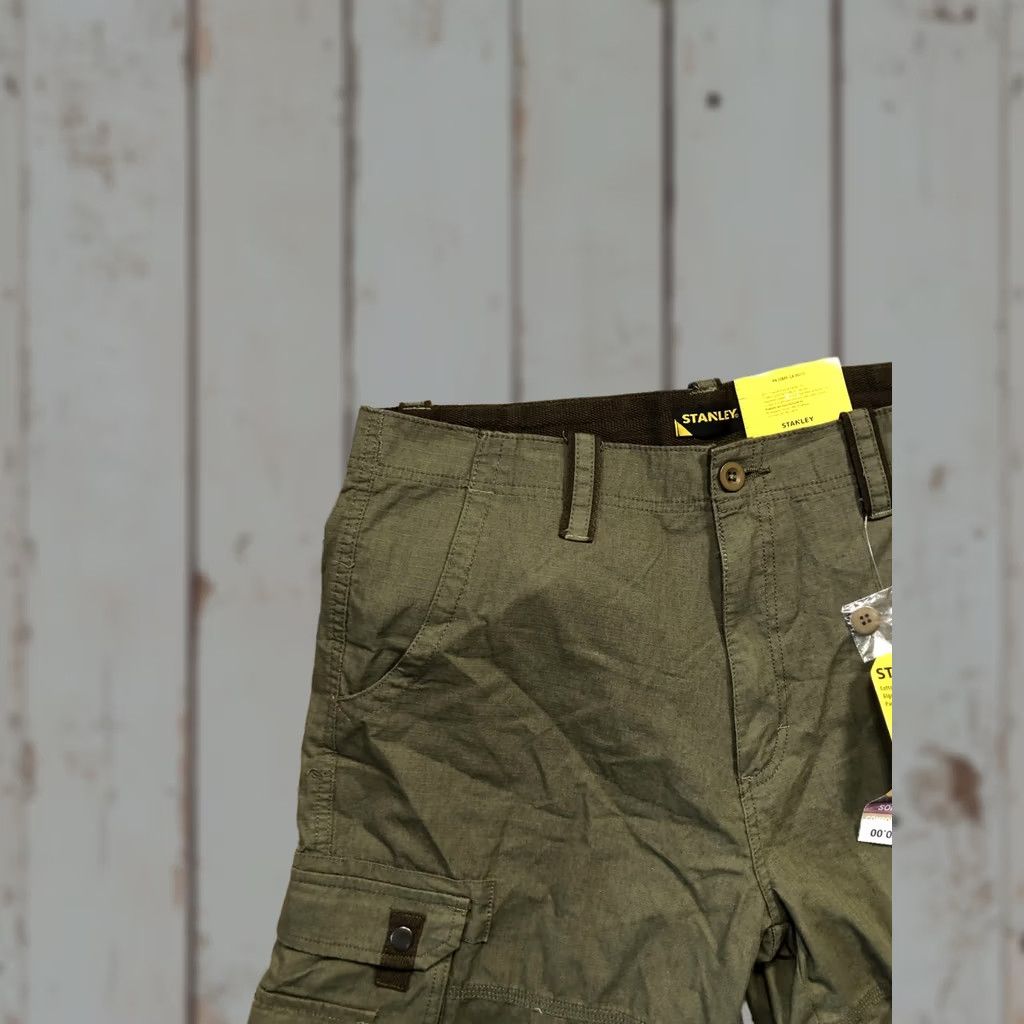 Vintage Stanley Cargo Shorts Mens 34 Green Cotton Rip Stop Utility Pockets Cargo Shorts Mens 34 Green Cotton Rip Stop Utility Work Pockets Size US 34 / EU 50 - 1 Thumbnail