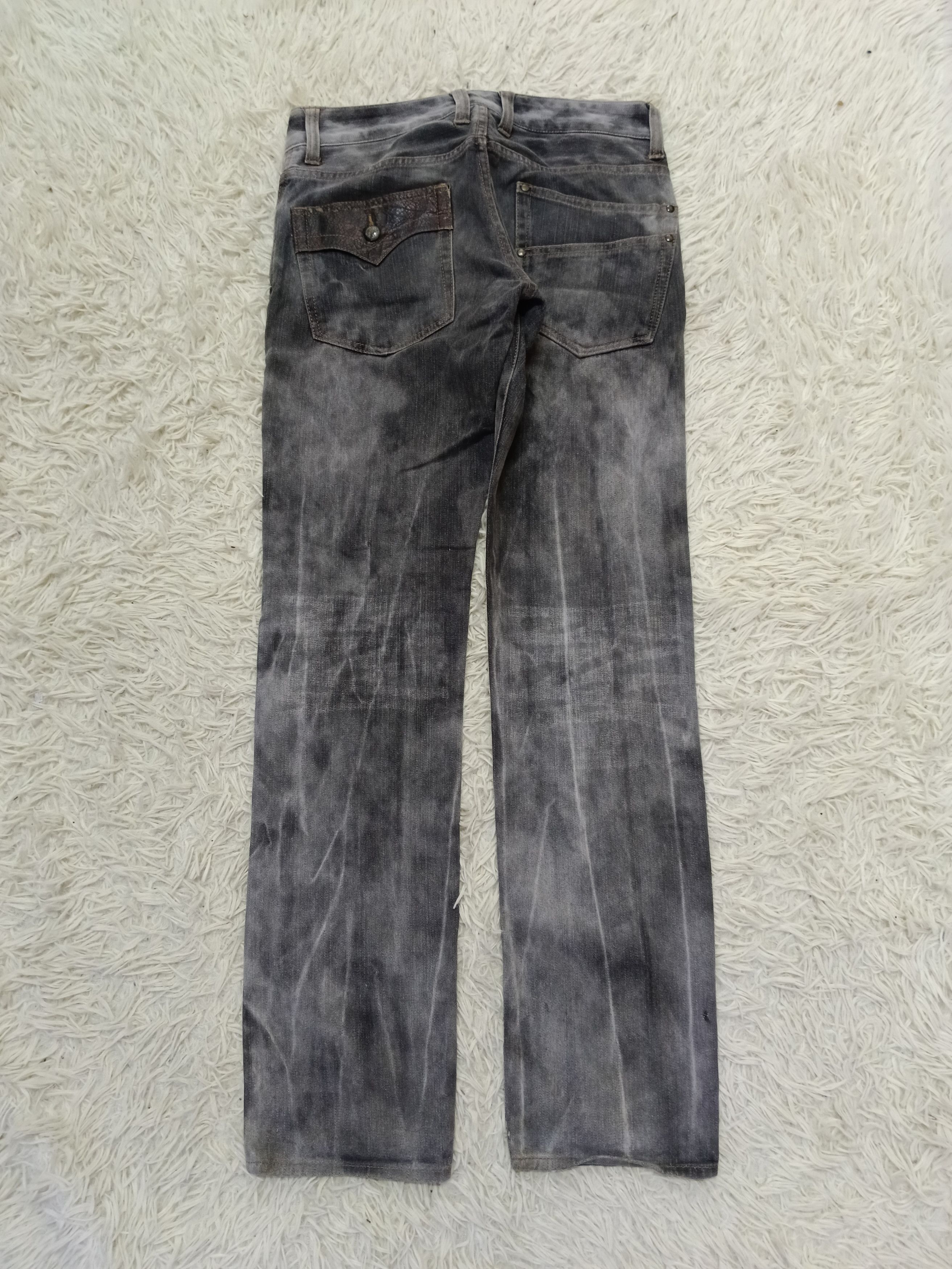 Japanese Brand DISTRESSED SMOKE DOUBLE FOCUS DENIM PANTS Size US 30 / EU 46 - 2 Thumbnail