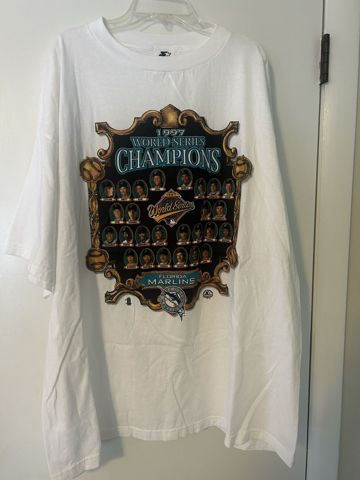 MLB × Starter Florida Marlins 1997 World Series Champions Size US XL / EU 56 / 4 - 1 Thumbnail