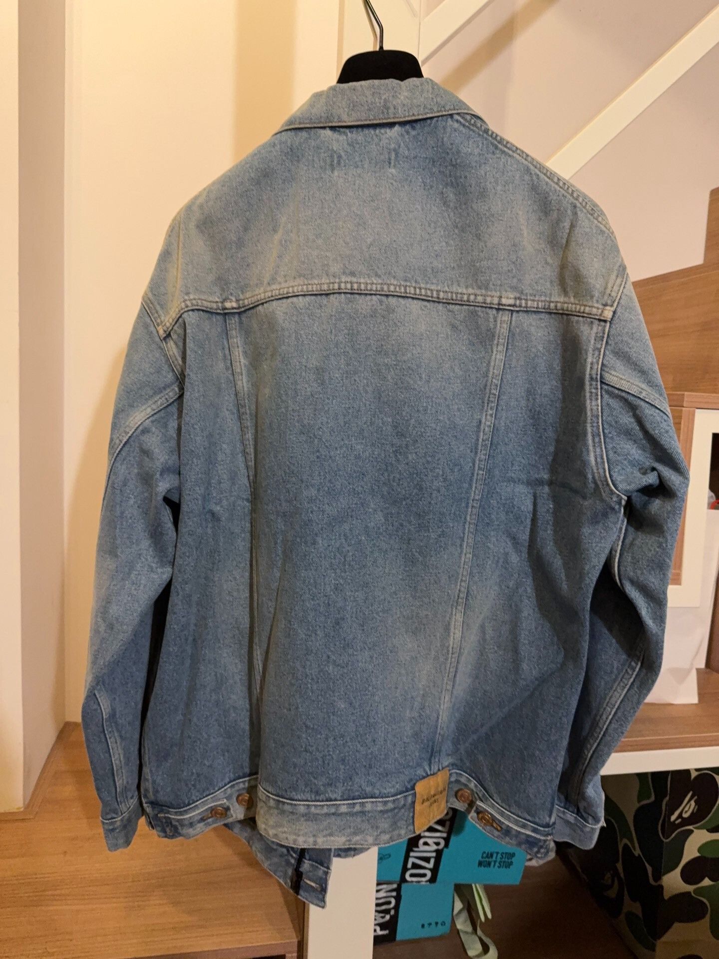 Balenciaga Balenciaga Retro Light Denim Jacket Uni Size US S / EU 44-46 / 1 - 2 Thumbnail