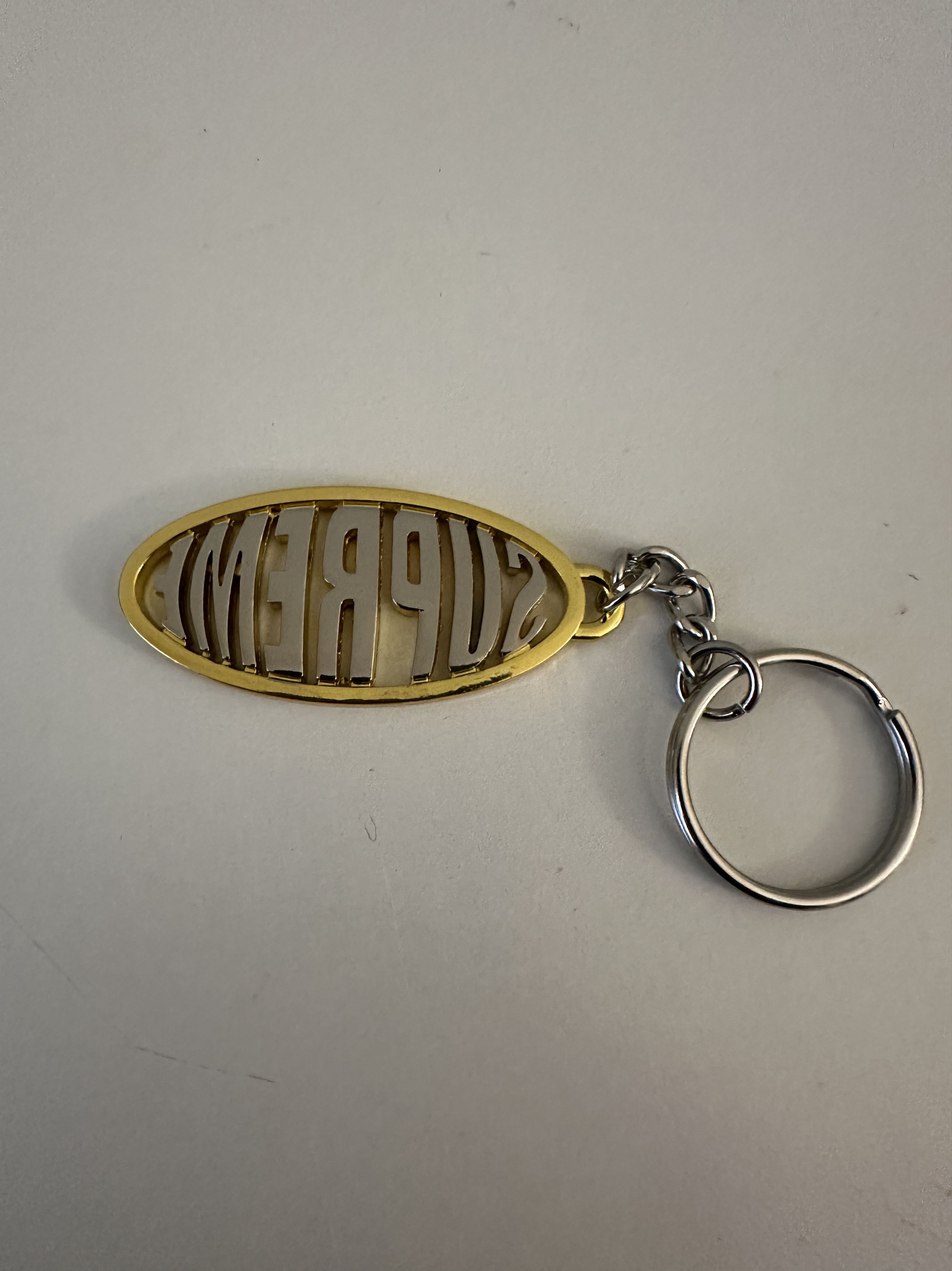 Supreme Supreme Oval Logo Keychain Size ONE SIZE - 3 Thumbnail