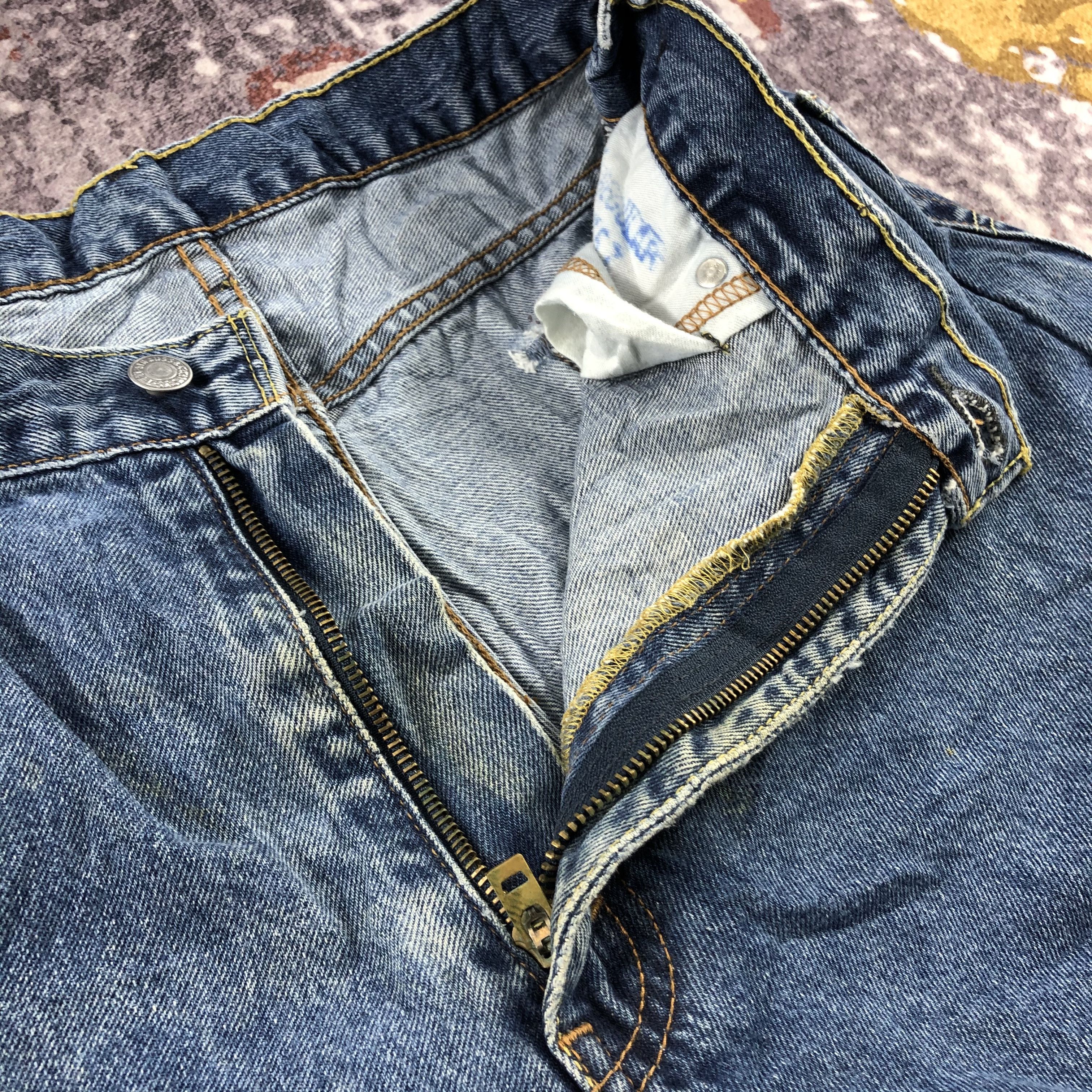 Levi's × Vintage Vintage Blue Wash Levis 550 Jeans-JM3160 Size US 33 - 10 Thumbnail