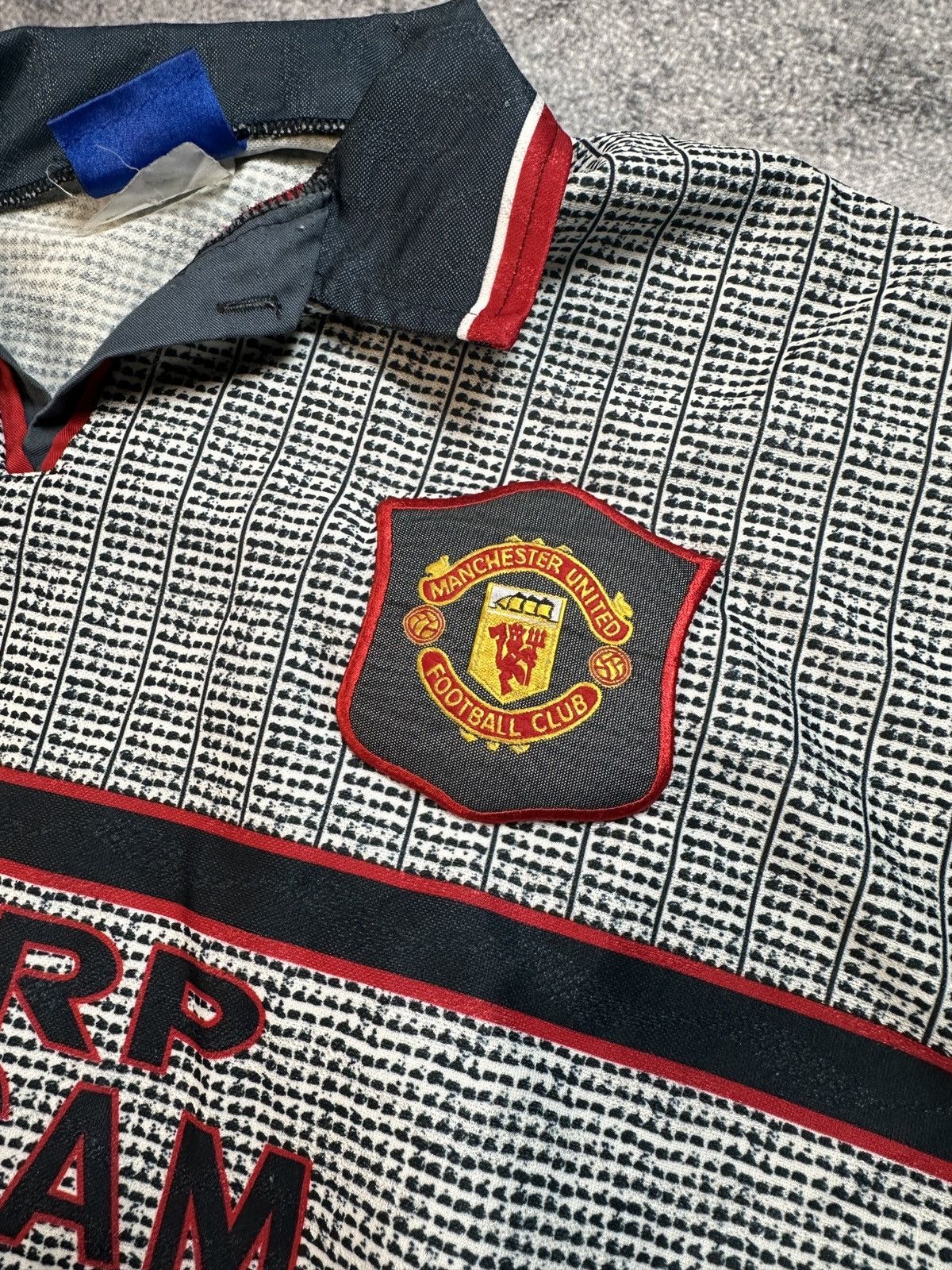 Umbro Vintage Umbro Manchester United jersey soccer Blokecore XL Size US XL / EU 56 / 4 - 5 Thumbnail