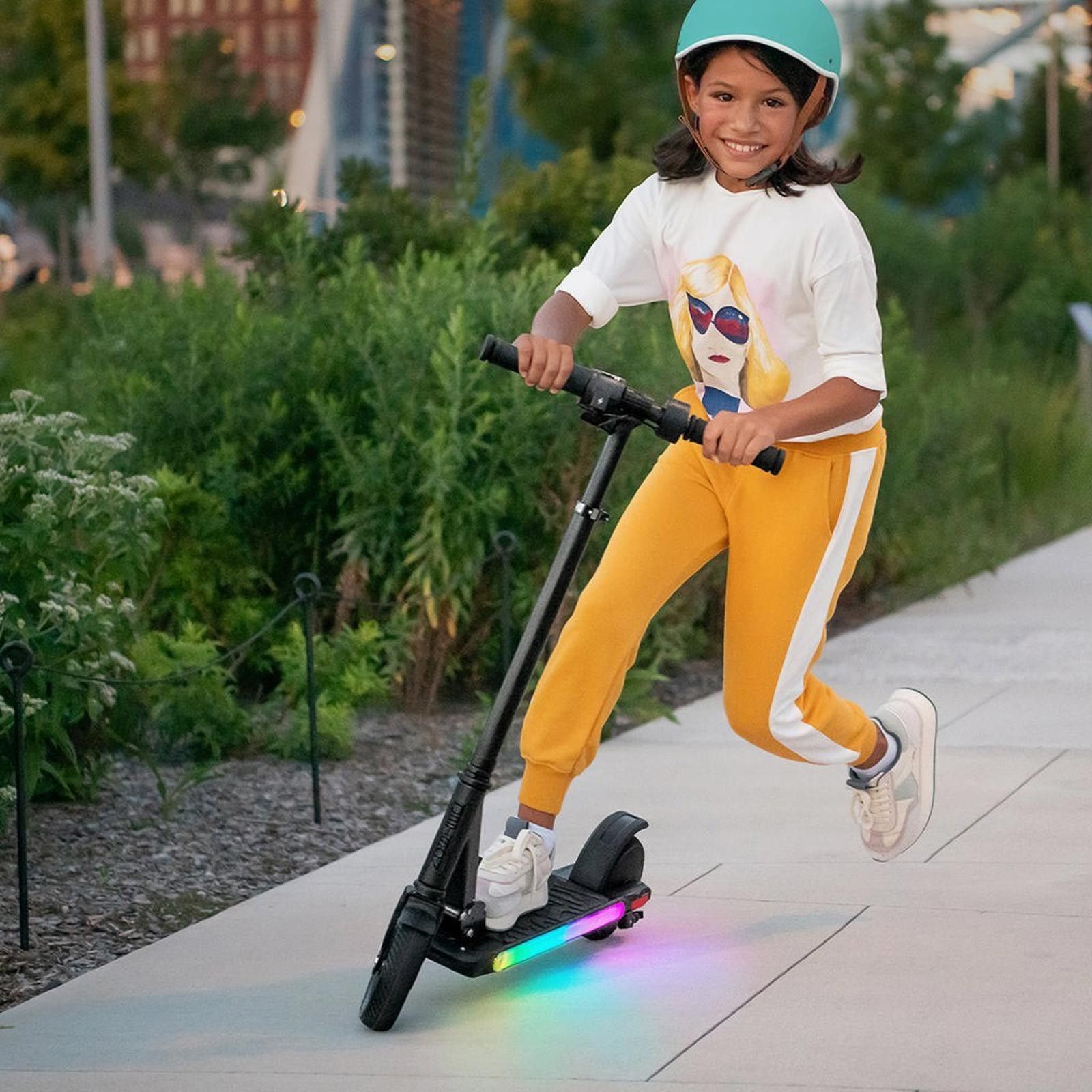 Other Jetson OMEGA Light Up Electric Scooter Black Brand New Size ONE SIZE - 5 Thumbnail