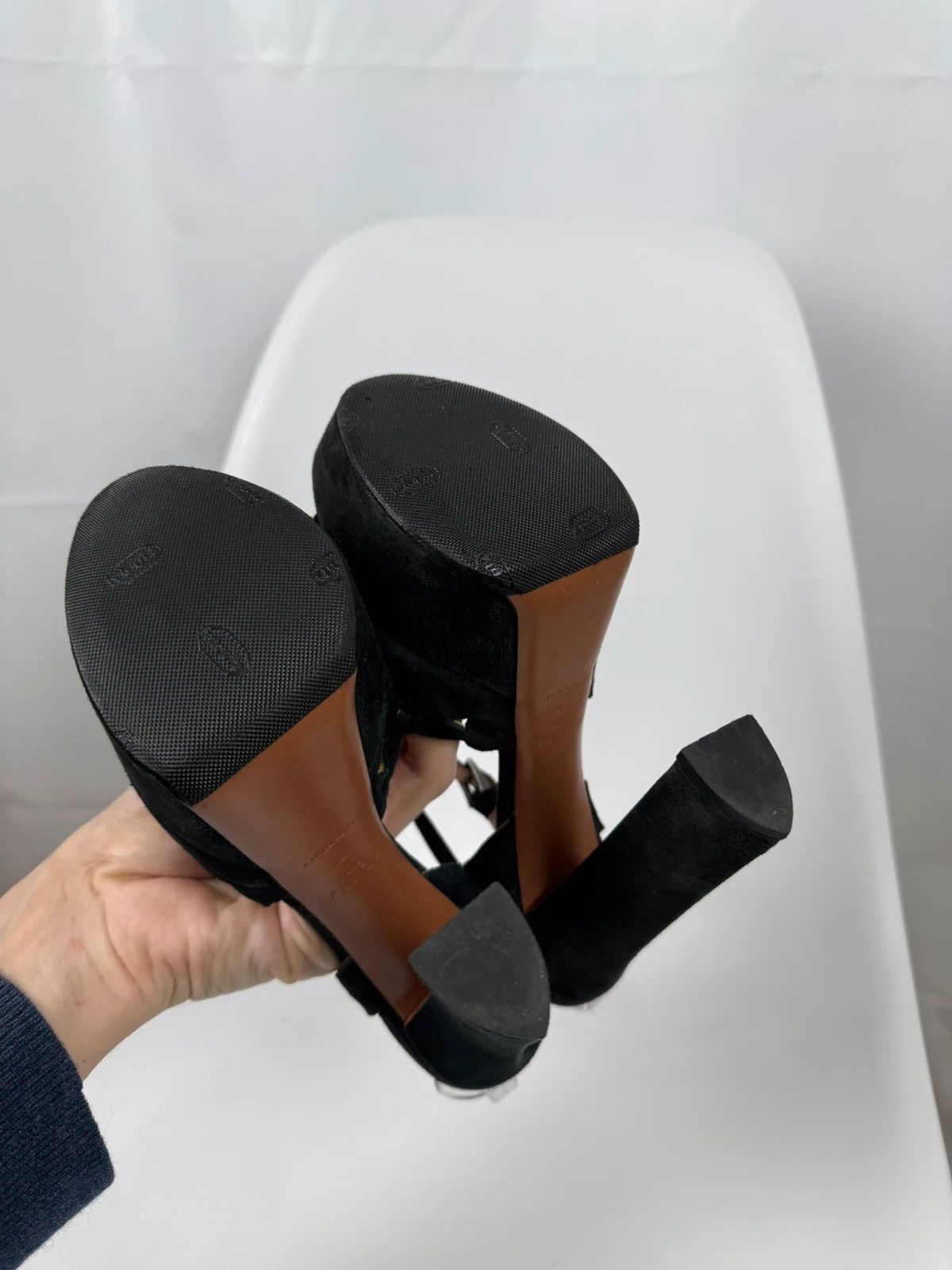 Alaia Alaia Suede Sandals size 37 Size US 7 / IT 37 - 6 Thumbnail
