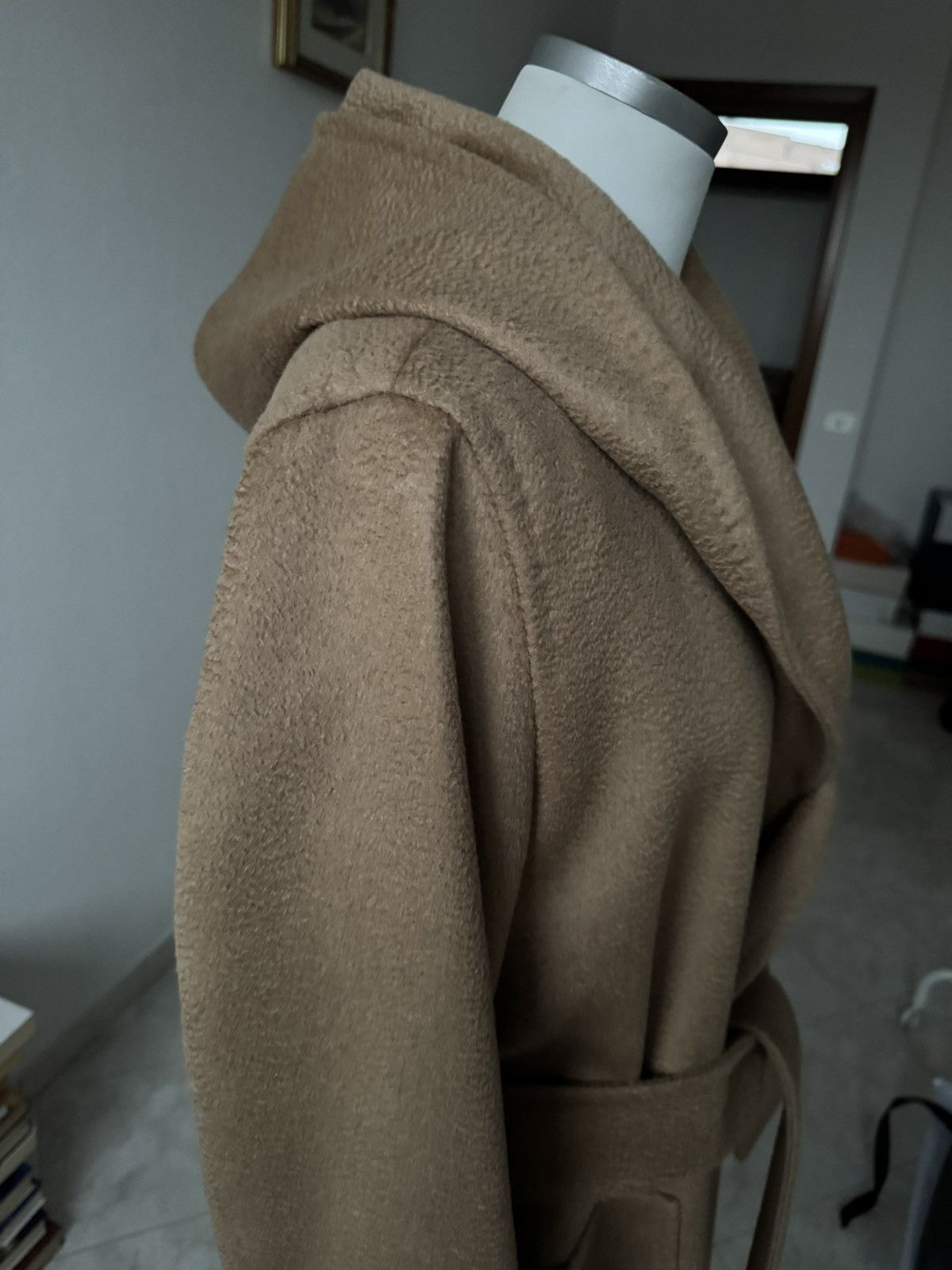 Max Mara Max Mara Rialto Camel Hair Short Hooded Coat Size L / US 10 / IT 46 - 4 Thumbnail
