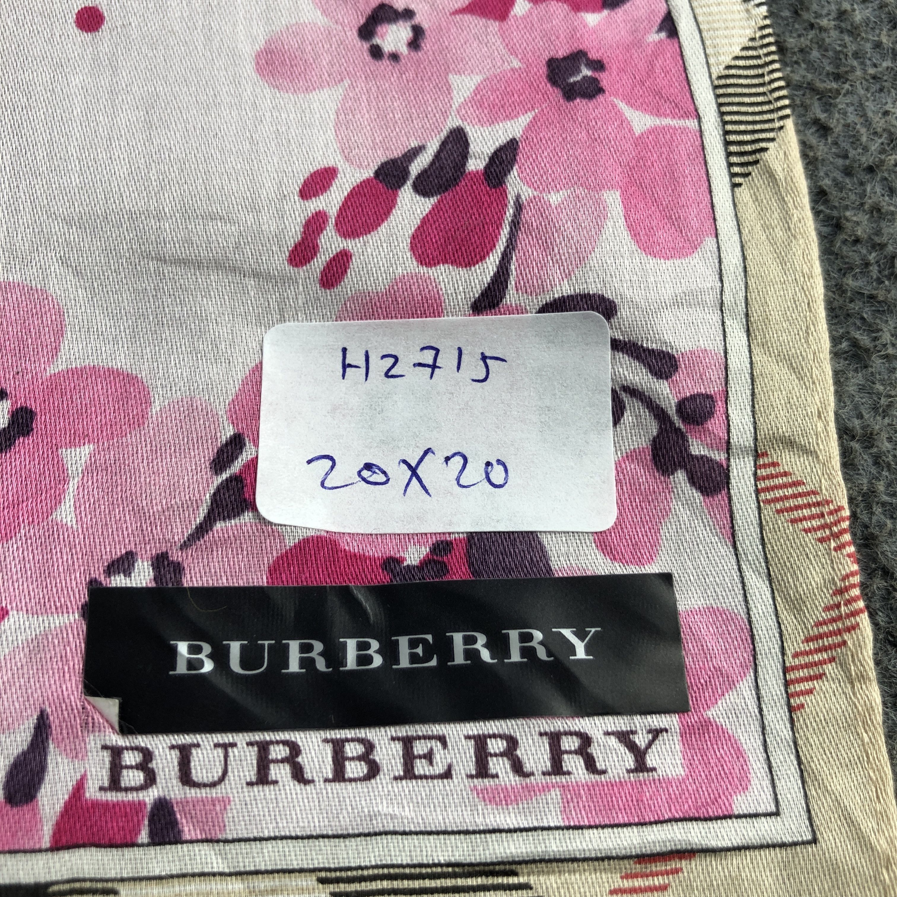 Burberry Burberry Floral Handkerchief Neckerchief Bandana H2715 Size ONE SIZE - 6 Thumbnail
