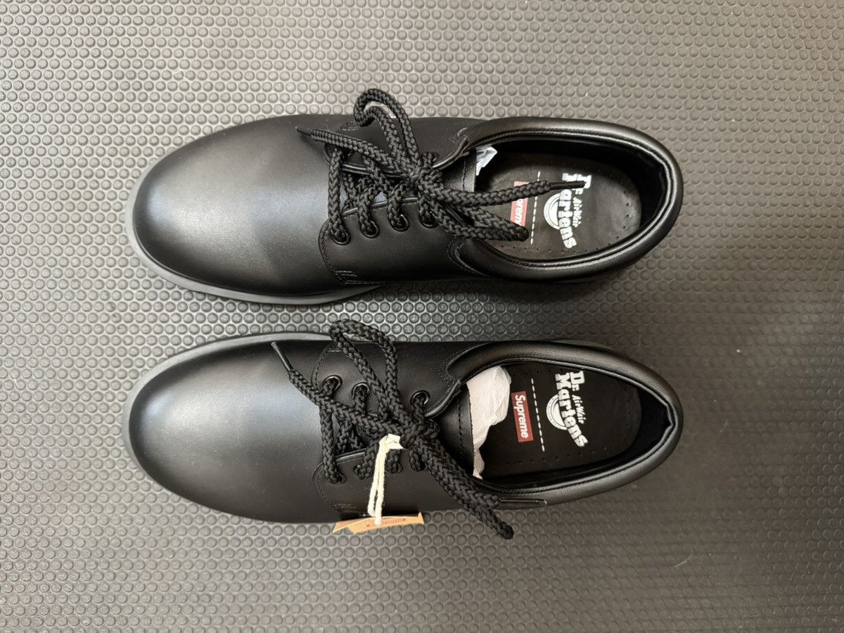 Dr. Martens × Supreme Supreme x Doc Martens Postal Supreme Size 10.5 Size US 10.5 / EU 43-44 - 3 Thumbnail