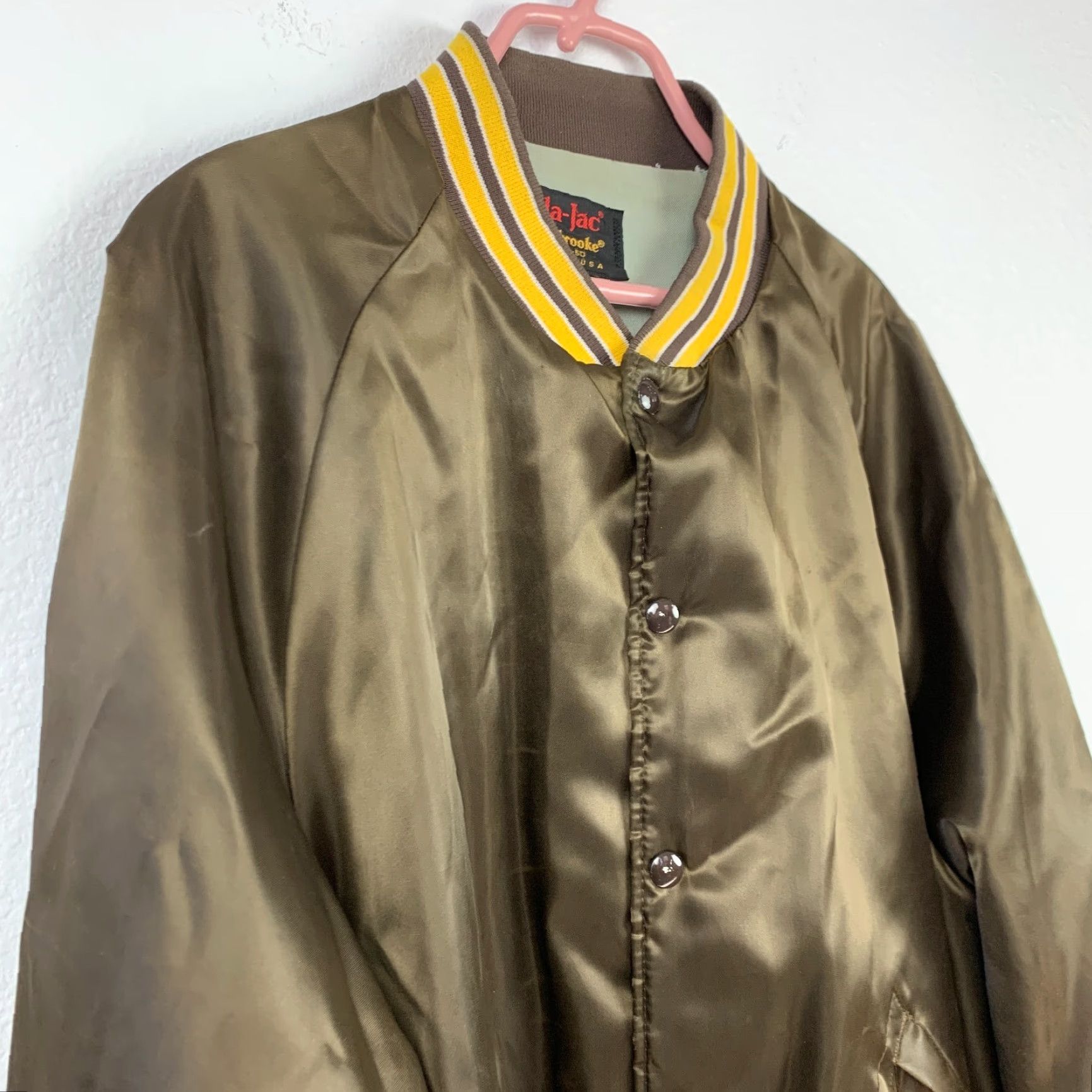 Dunbrooke VINTAGE Pla-Jac by Dunbrooke Brown Satin Jacket Mens XL Bomber Jacket 70s Laborers For Christ Brown Satin Jacket Mens XL Size US XL / EU 56 / 4 - 2 Thumbnail