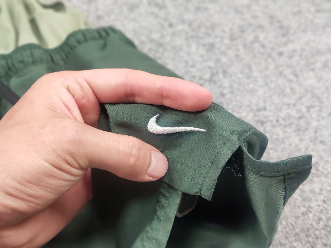 Nike Nike Vintage Dark Green Casual Pocket Shorts Y2K Style Size US 32 / EU 48 - 11 Thumbnail