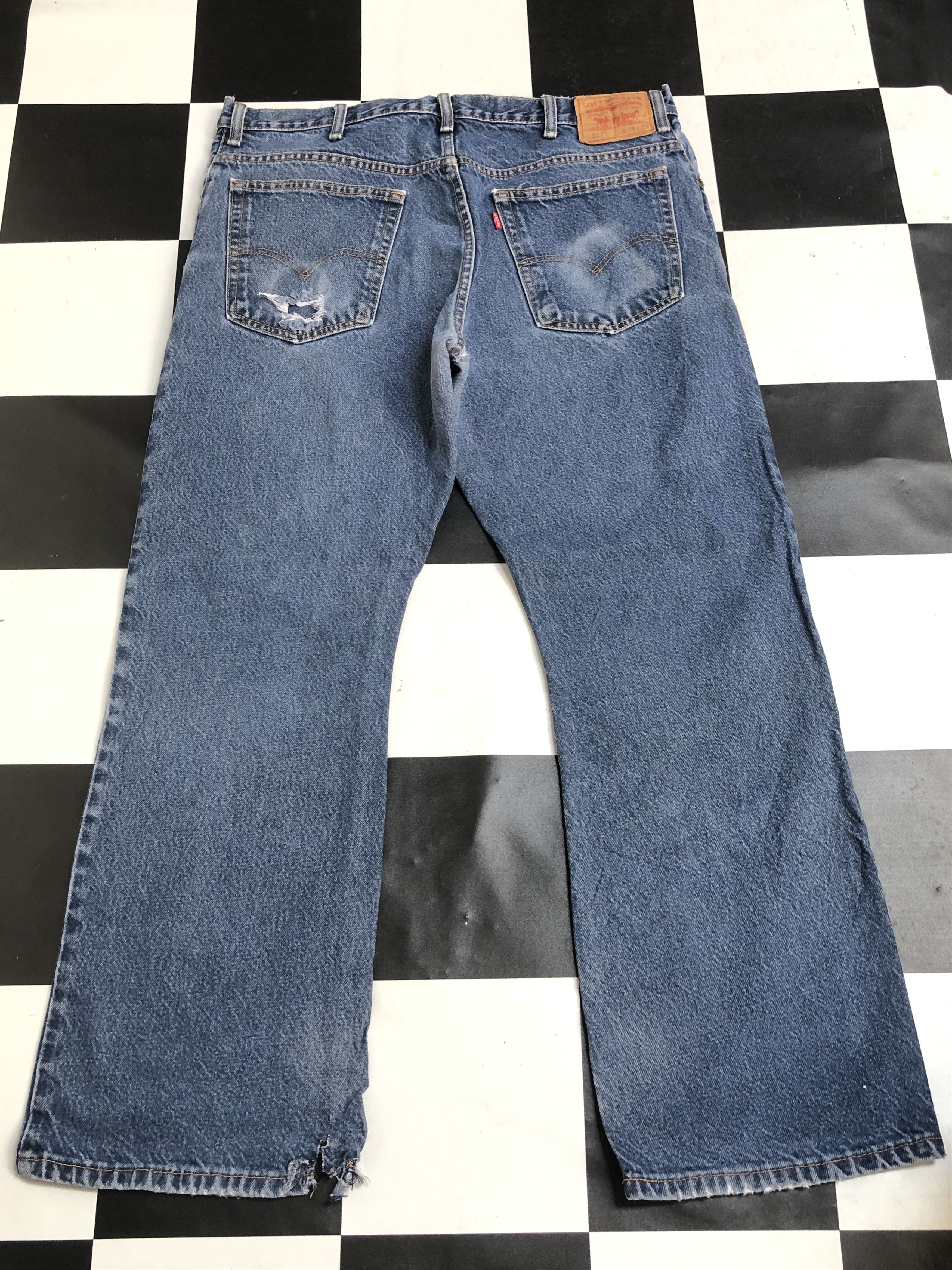 Levi's × Vintage Vintage Levis 517 Flare Jean L363 Size US 37 - 2 Thumbnail