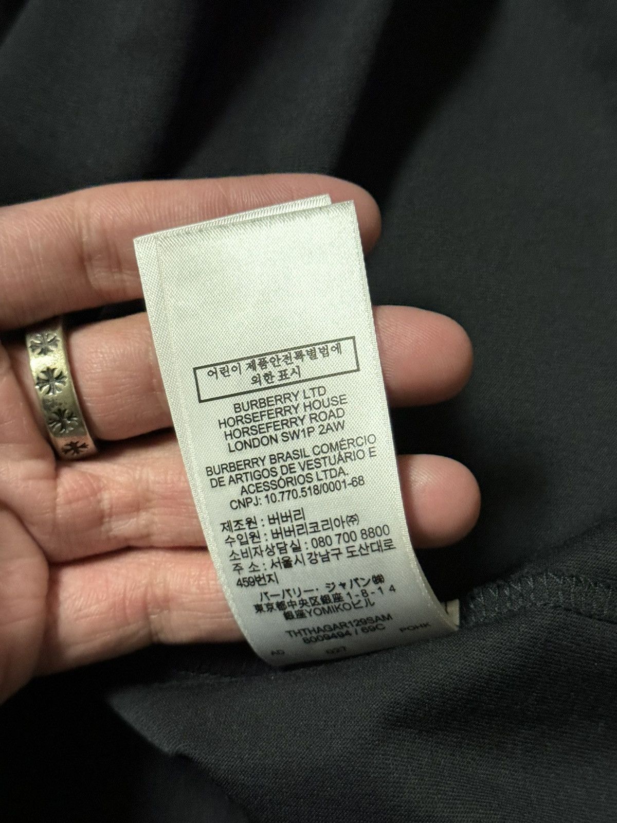 Burberry London Tee size M