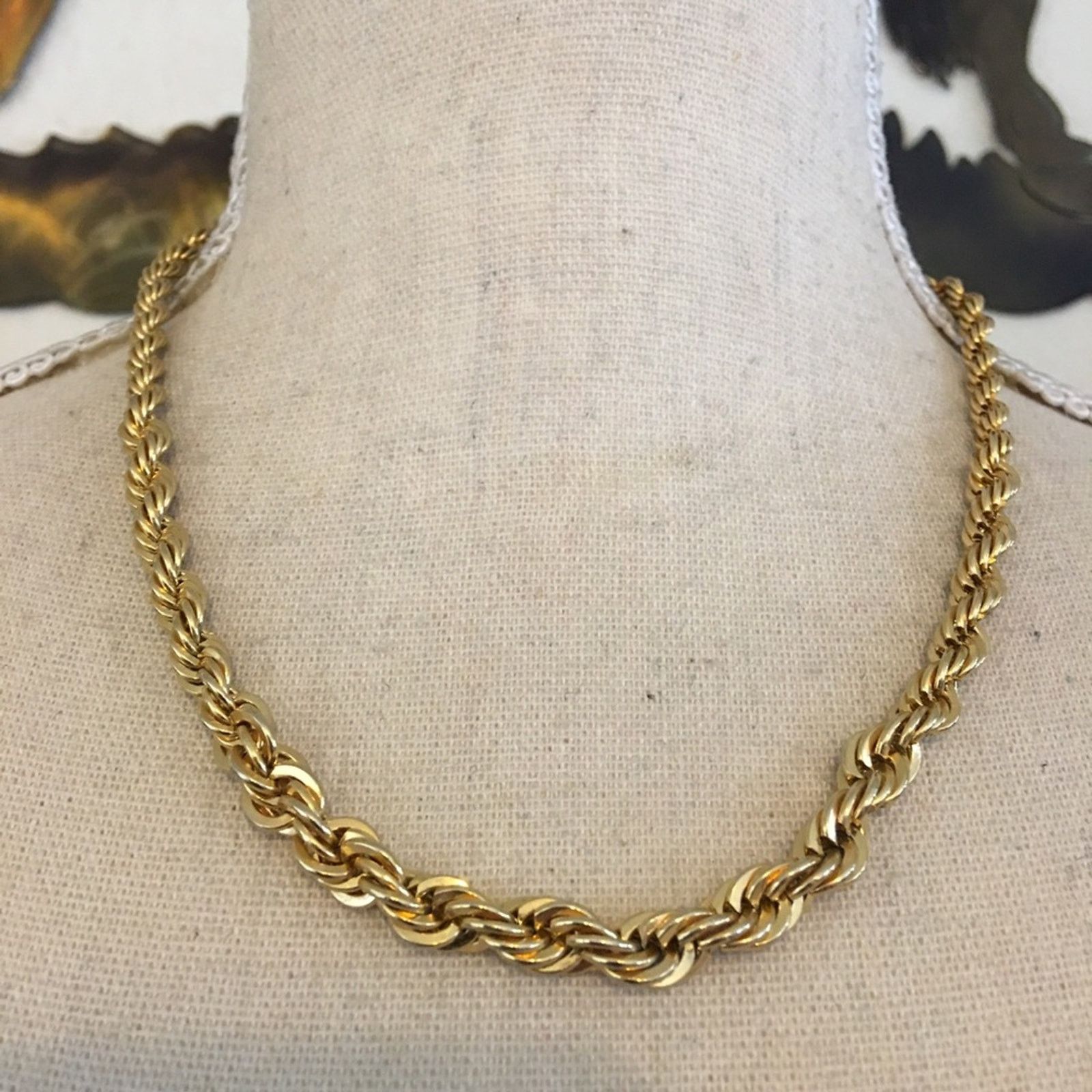 Jewelry Shiny gold tone twisted rope chain necklace Size ONE SIZE - 1 Thumbnail