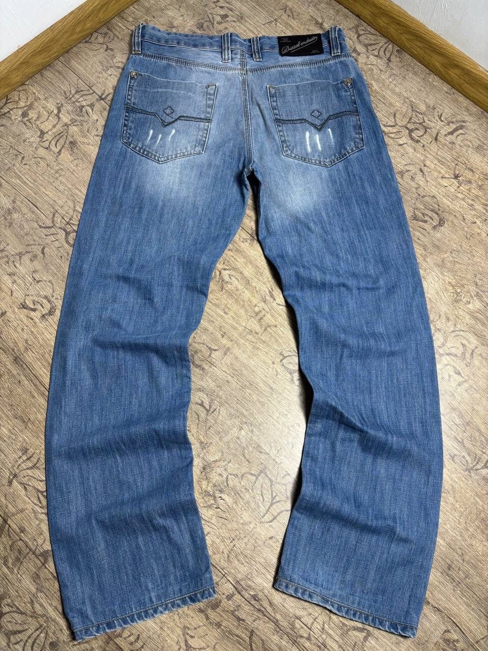Diesel Vintage Diesel Baggy Thrashed Bootcut Denim jeans Size US 34 / EU 50 - 3 Thumbnail