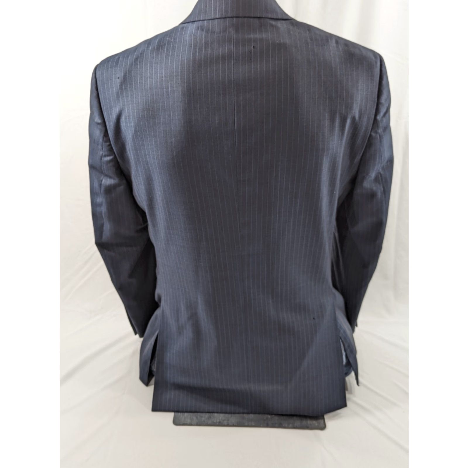 Jos. A. Bank Jos. A. Bank Blazer Coat Sport Suit Jacket Wool Blue Pinstripe 39R Wool Regular Men's Blazer Jacket Two-Button Single-Breasted" Size 40R - 5 Thumbnail