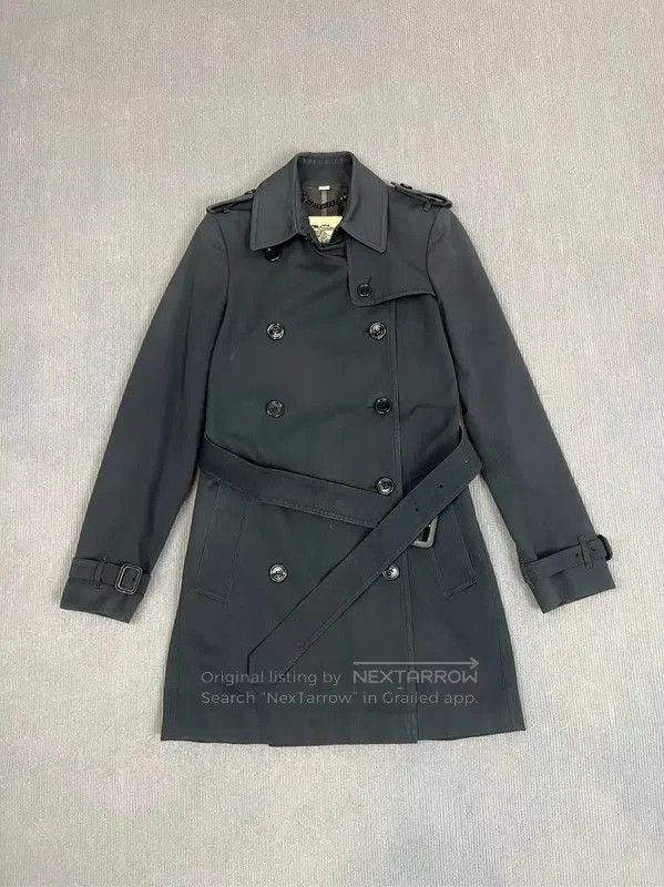 Burberry Burberry Women's Black Polyester Trench Coat. Size S / US 4 / IT 40 - 1 Thumbnail