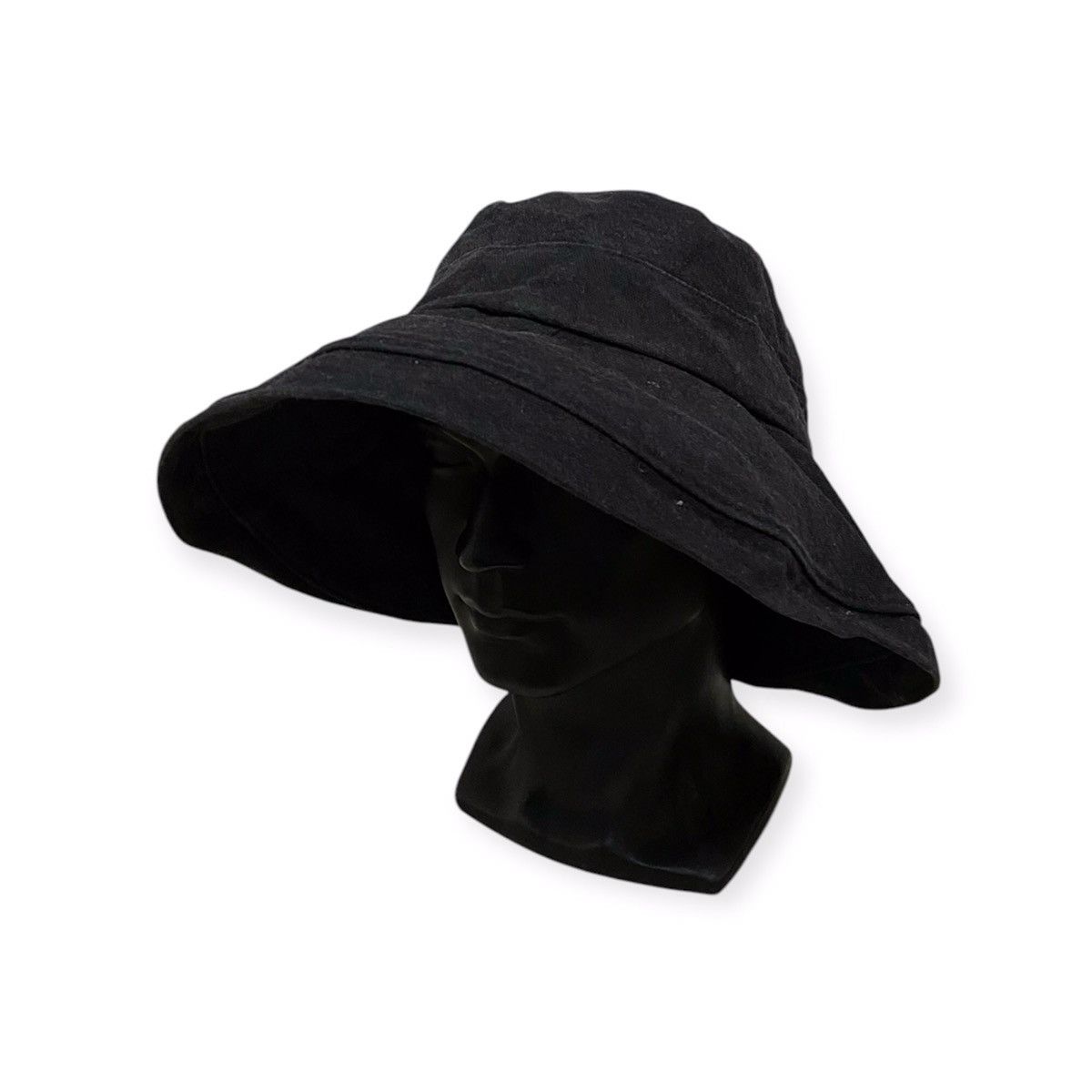 Japanese Brand Japanese Brand Closshi Plain Bucket Hat Size ONE SIZE - 1 Thumbnail