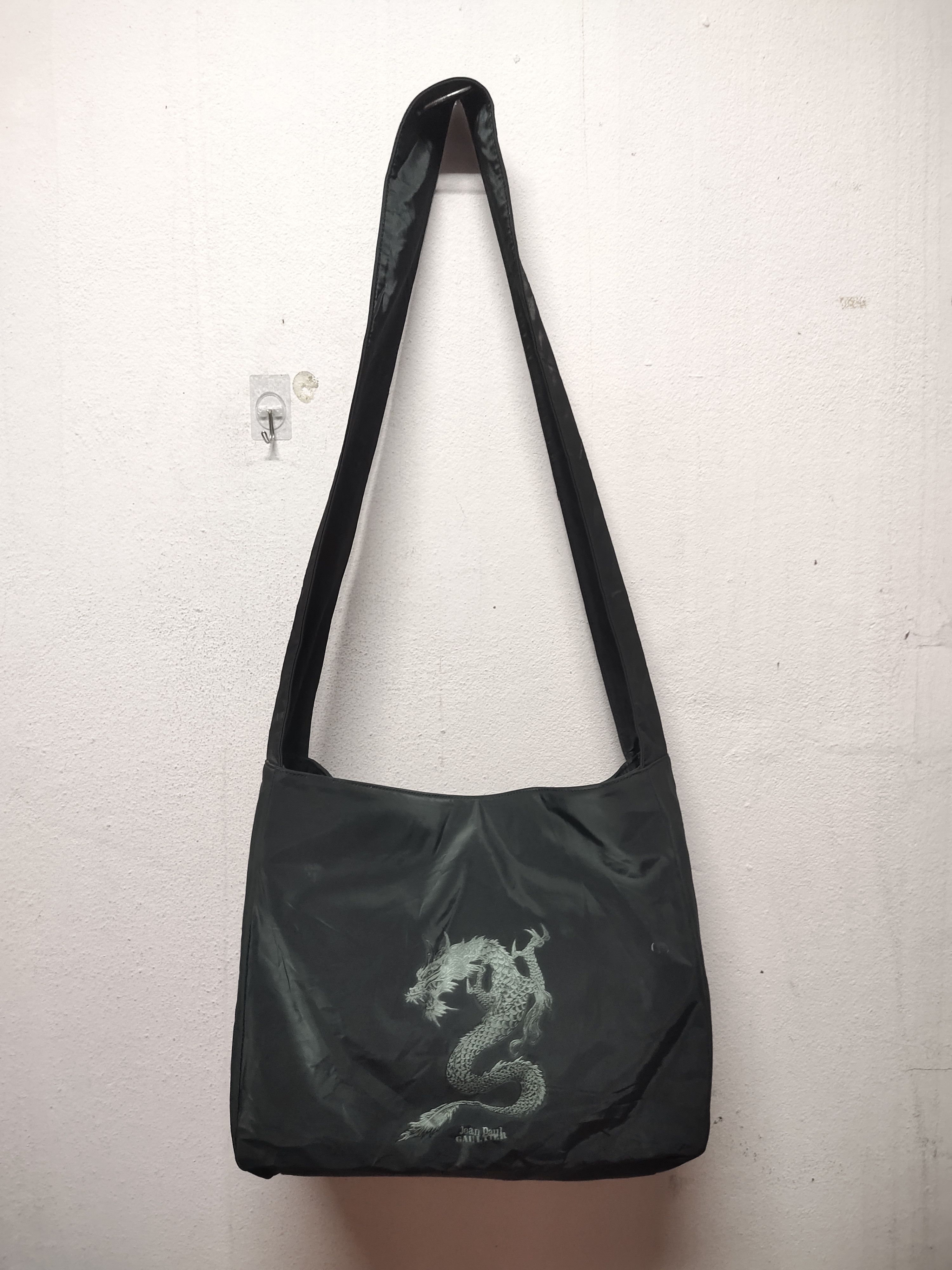 Jean Paul Gaultier Vintage JPG Dragon Print Shoulder Bag Size ONE SIZE - 2 Thumbnail