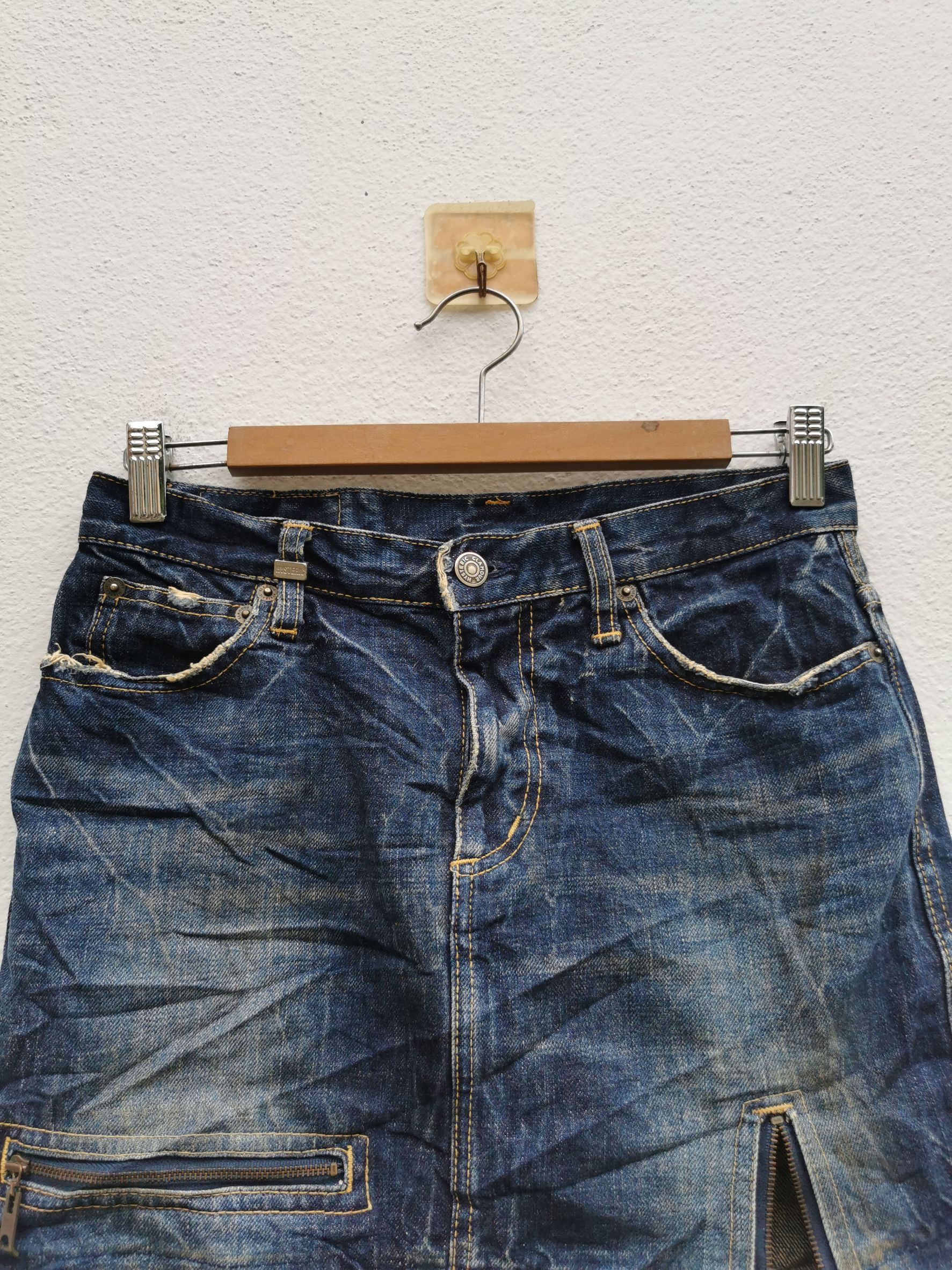 Hysteric Glamour 🔴Hysteric Glamour skirts🔴 Size 29" - 3 Thumbnail